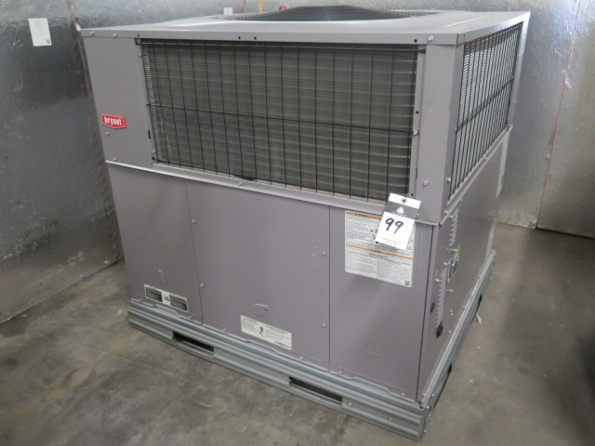 Bryant 574DEWA48090NA 4 Ton Gas and AC 460V-3ph