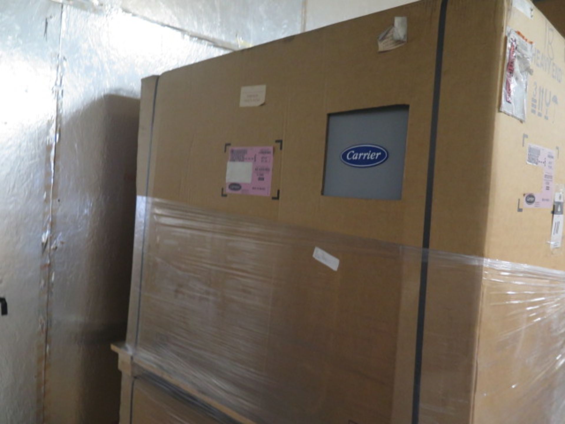 Carrier 38QRR036---6 460V-3phm Heat Pumps Commercial Slim Condenser - Image 2 of 4