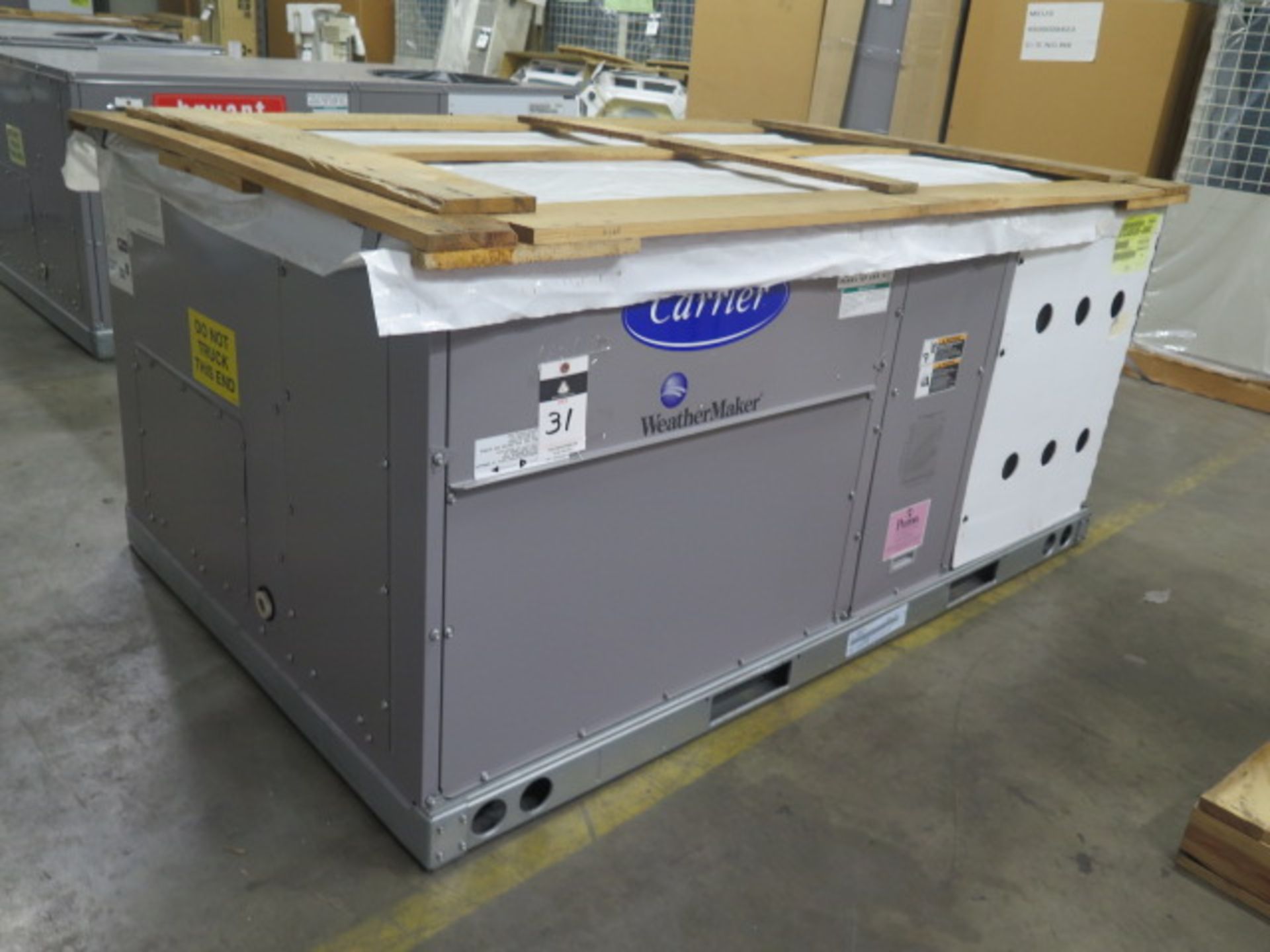 Carrier “Weather Maker” 48TCLA05A2A6-0A0A0 4 Ton Gas Electric Unit - Image 2 of 5