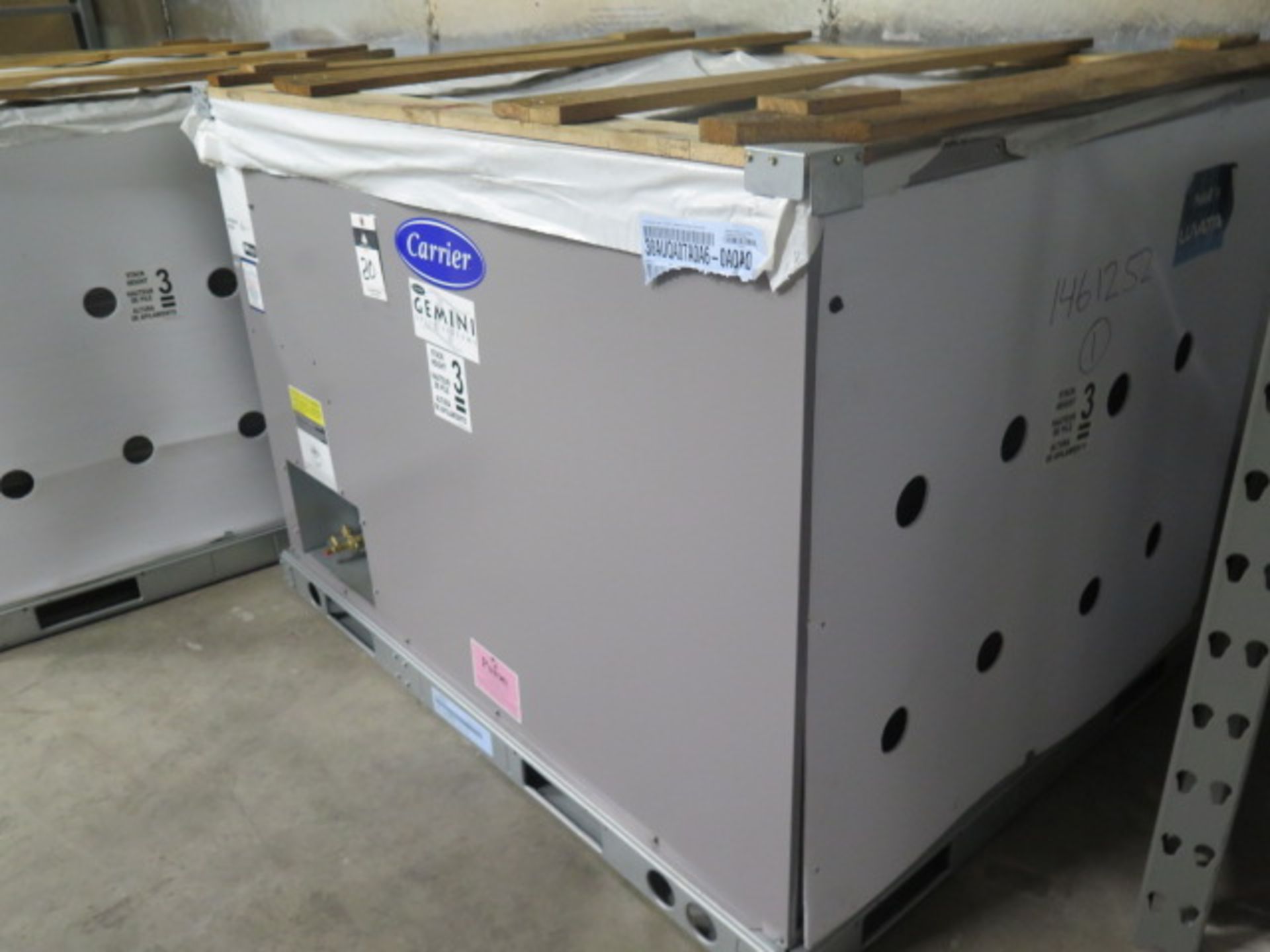 Carrier “Gemini Split Systems” 38AUQA07A0A6-0A0A0 6 Ton Dual Voltage Heat Pump Air Conditioners, - Image 2 of 7