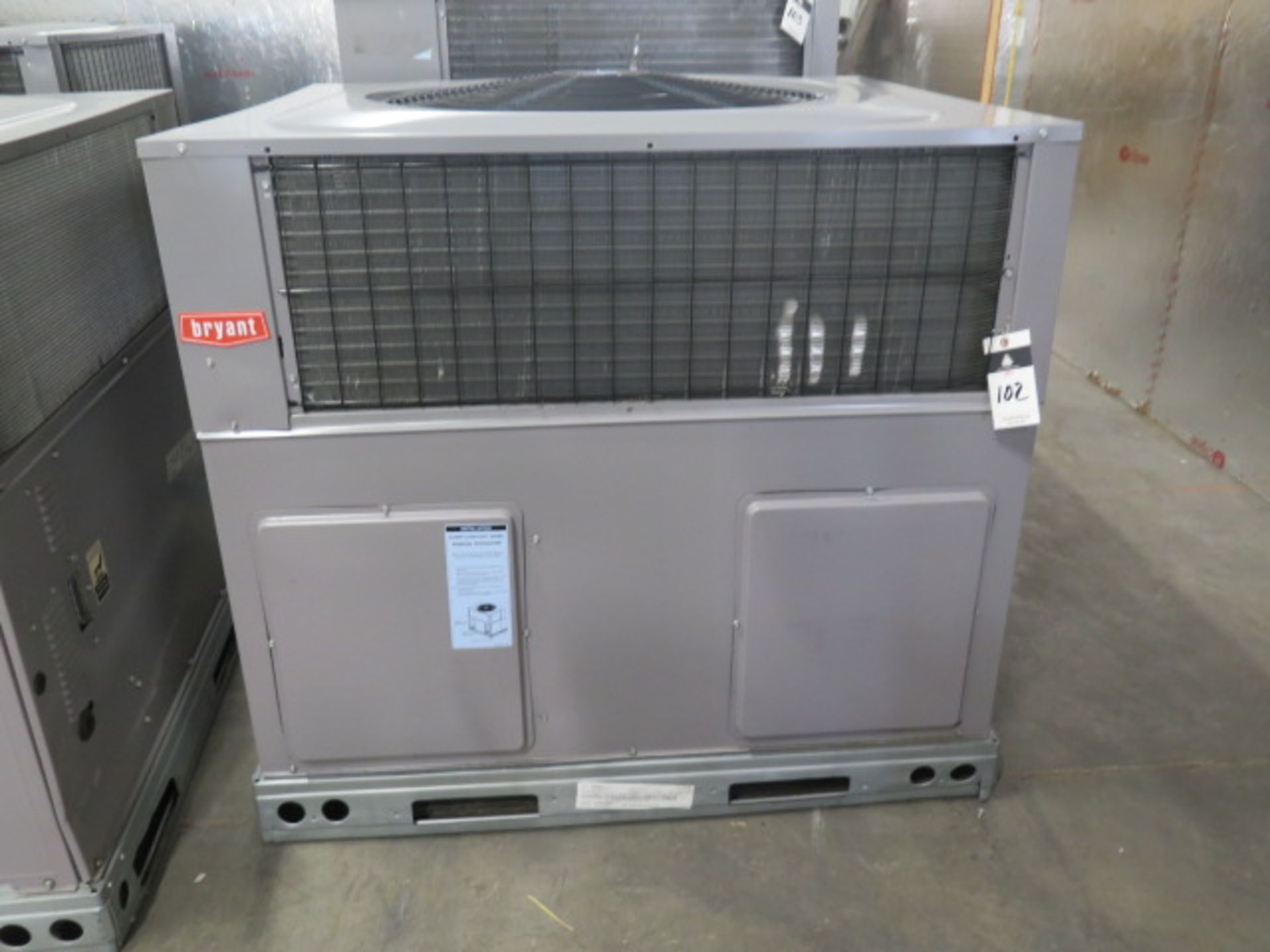 Bryant 604DEXA48000AA 4 Ton Heat Pump 460V-3ph - Image 2 of 5