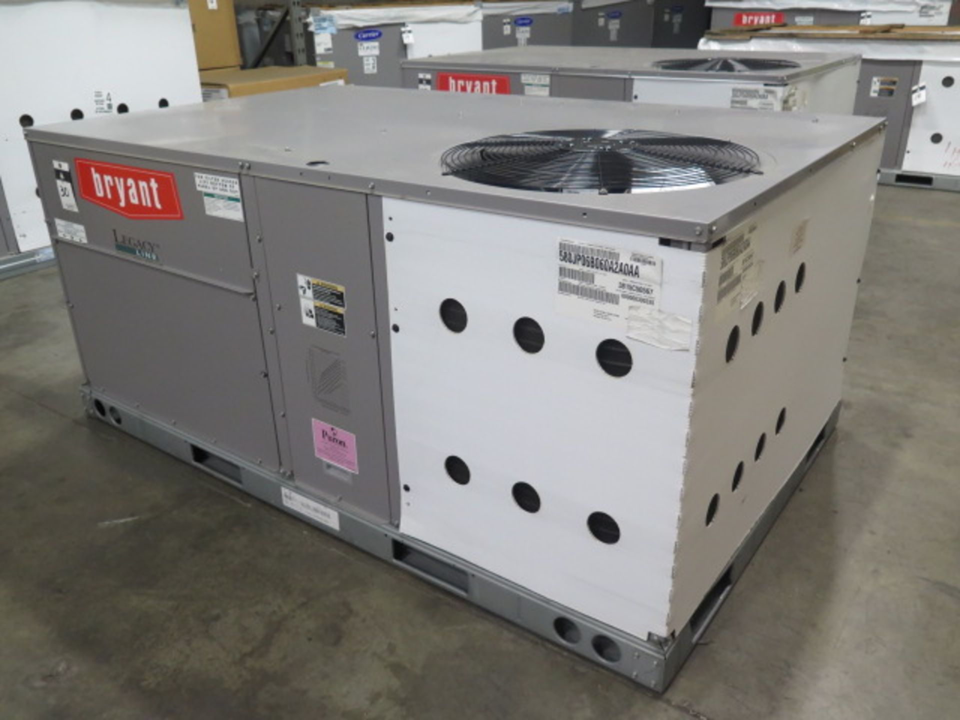 Bryant “Legacy Line” 580JP06B060A2A0AAA 3 Ton Gas Electric Unit 208/230V-3ph - Image 3 of 6