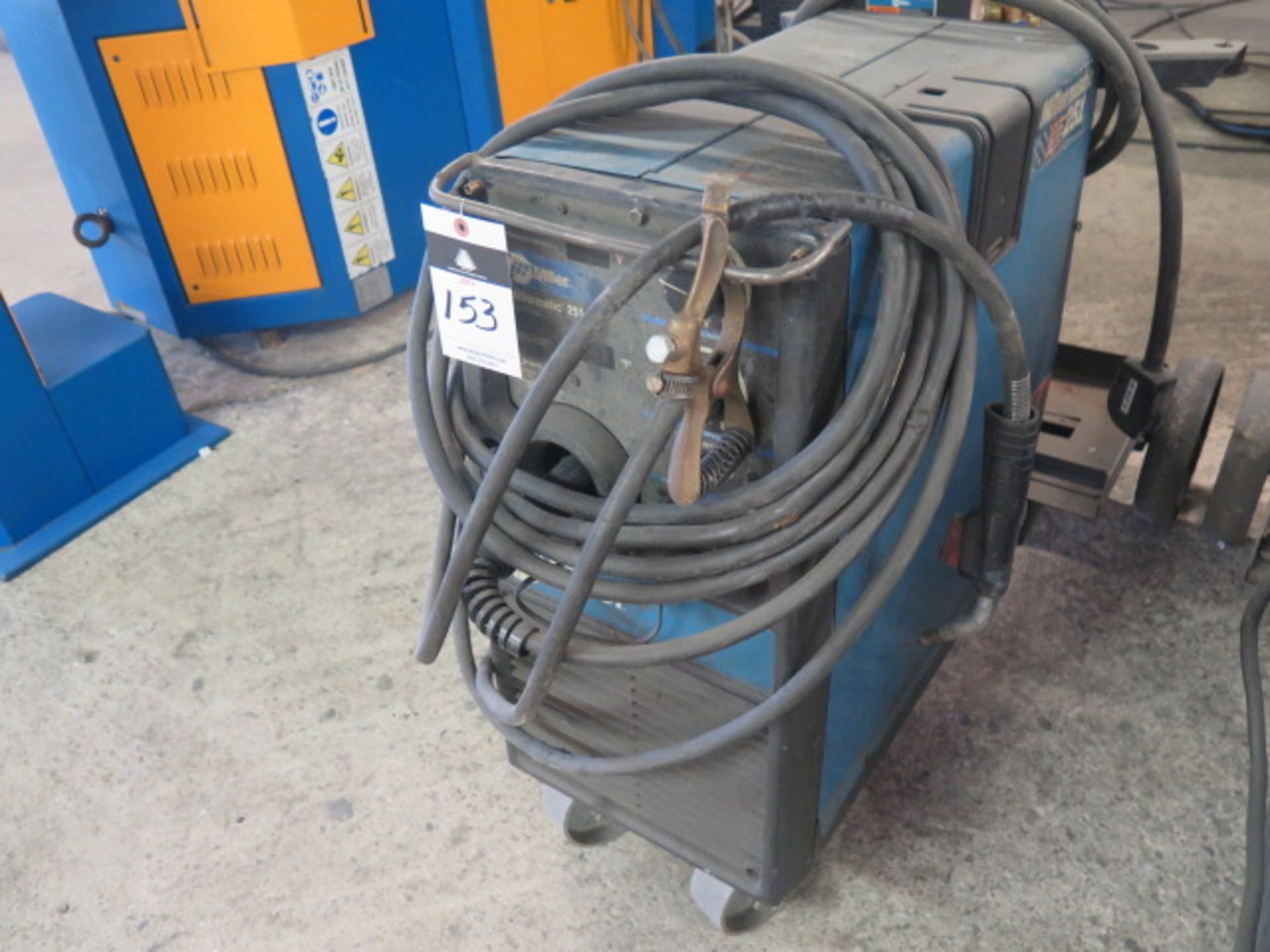 Miller Millermatic 251 Wire Welder s/n LH120902B - Image 2 of 5