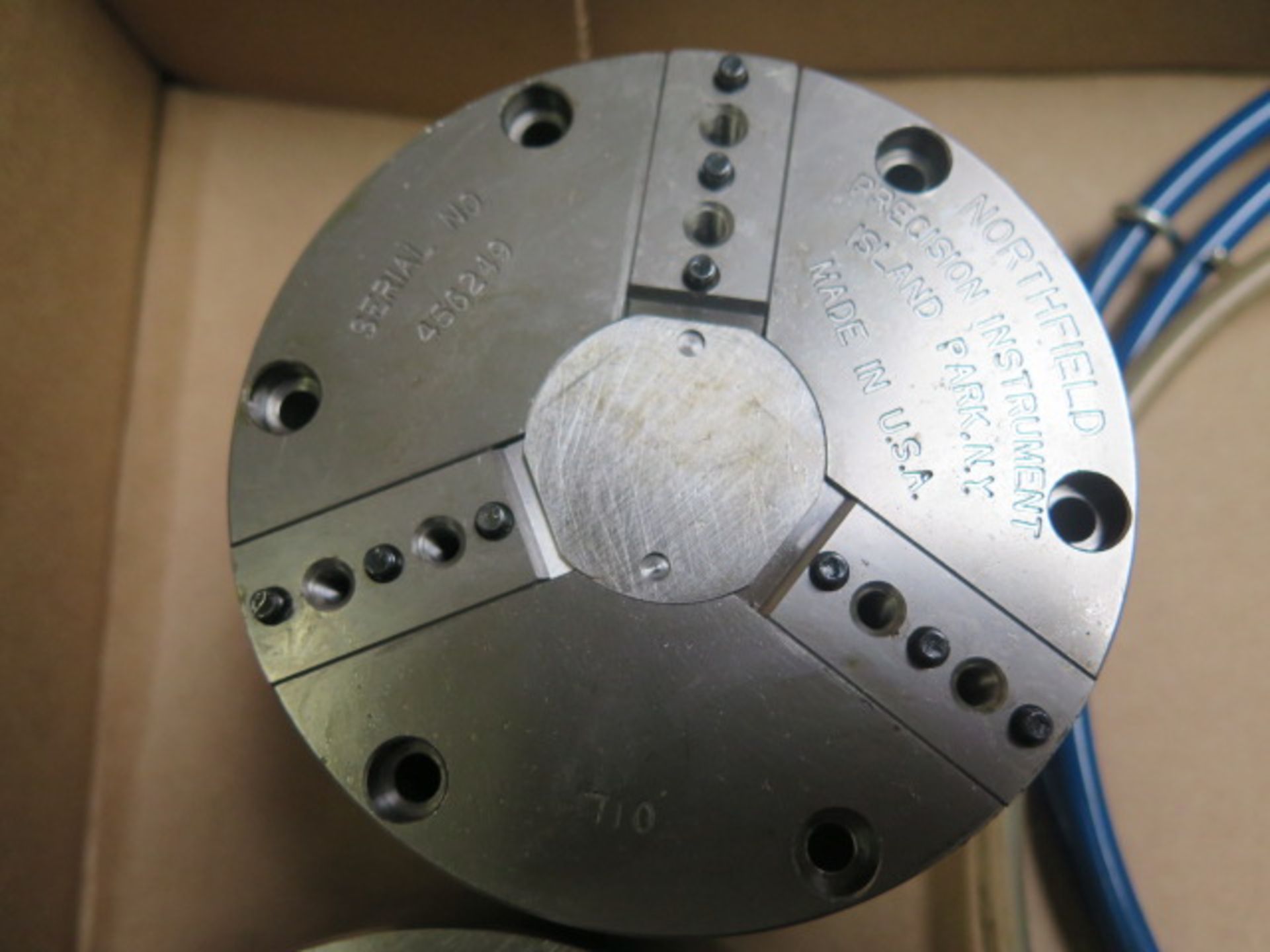 Northfield 4" 3-Jaw Pneumatic Chuck w/ Acces - Image 3 of 4