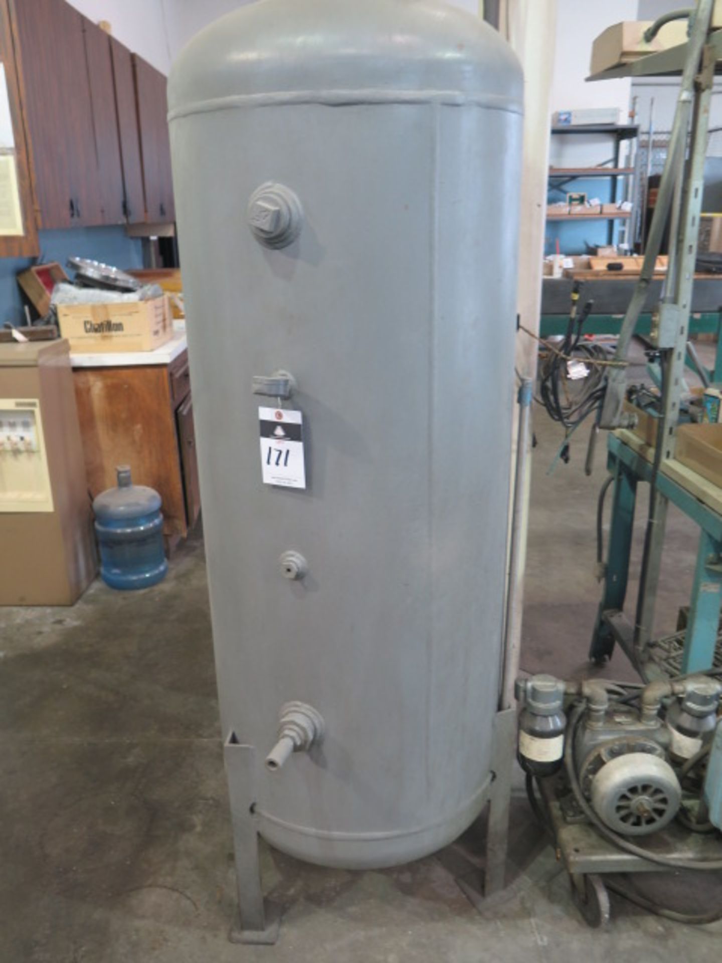 Vacuum Pump and 120 Gallon Vertical Storage Tank - Image 4 of 4