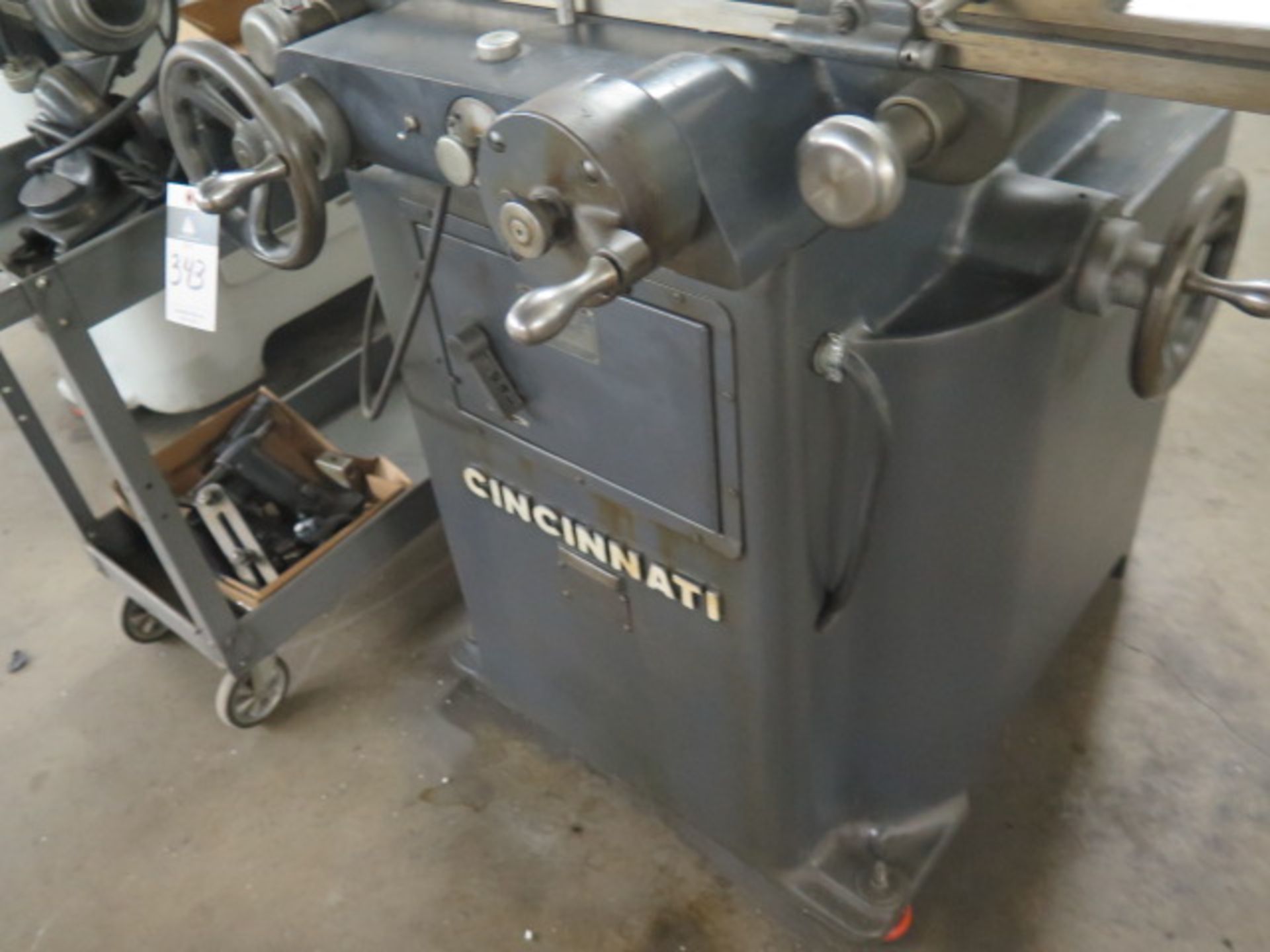 Cincinnati Universal Tool & Cutter Grinder s/n 1D2T1W-80 w/ ID Grinding Attachment, Compound - Image 4 of 11