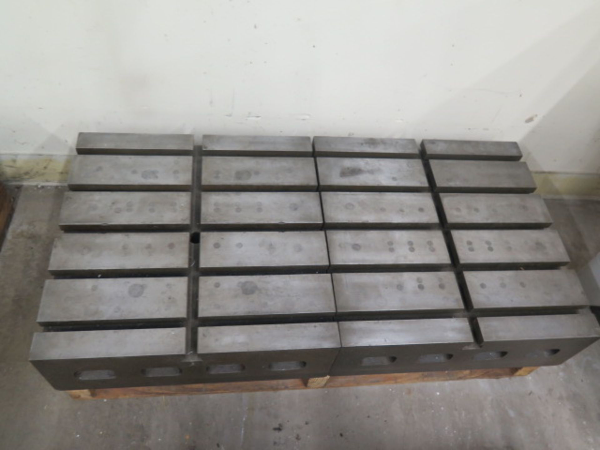 18” x 18” Pallets (4) - Image 5 of 5