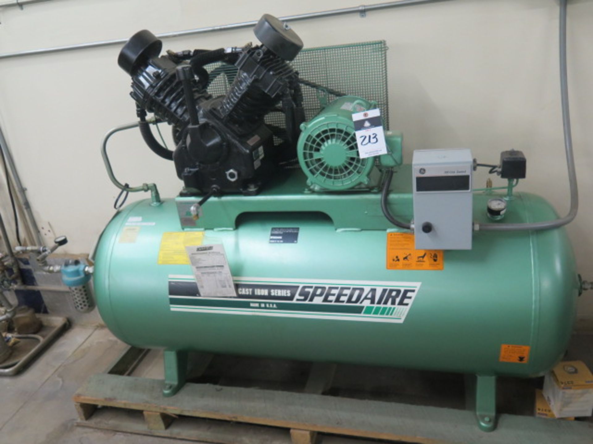 Speedaire 5Z402B-2 10Hp Horizontal Air Compressor s/n 041493L-980893 w/ 2-Stage Pump, 120 Gallon