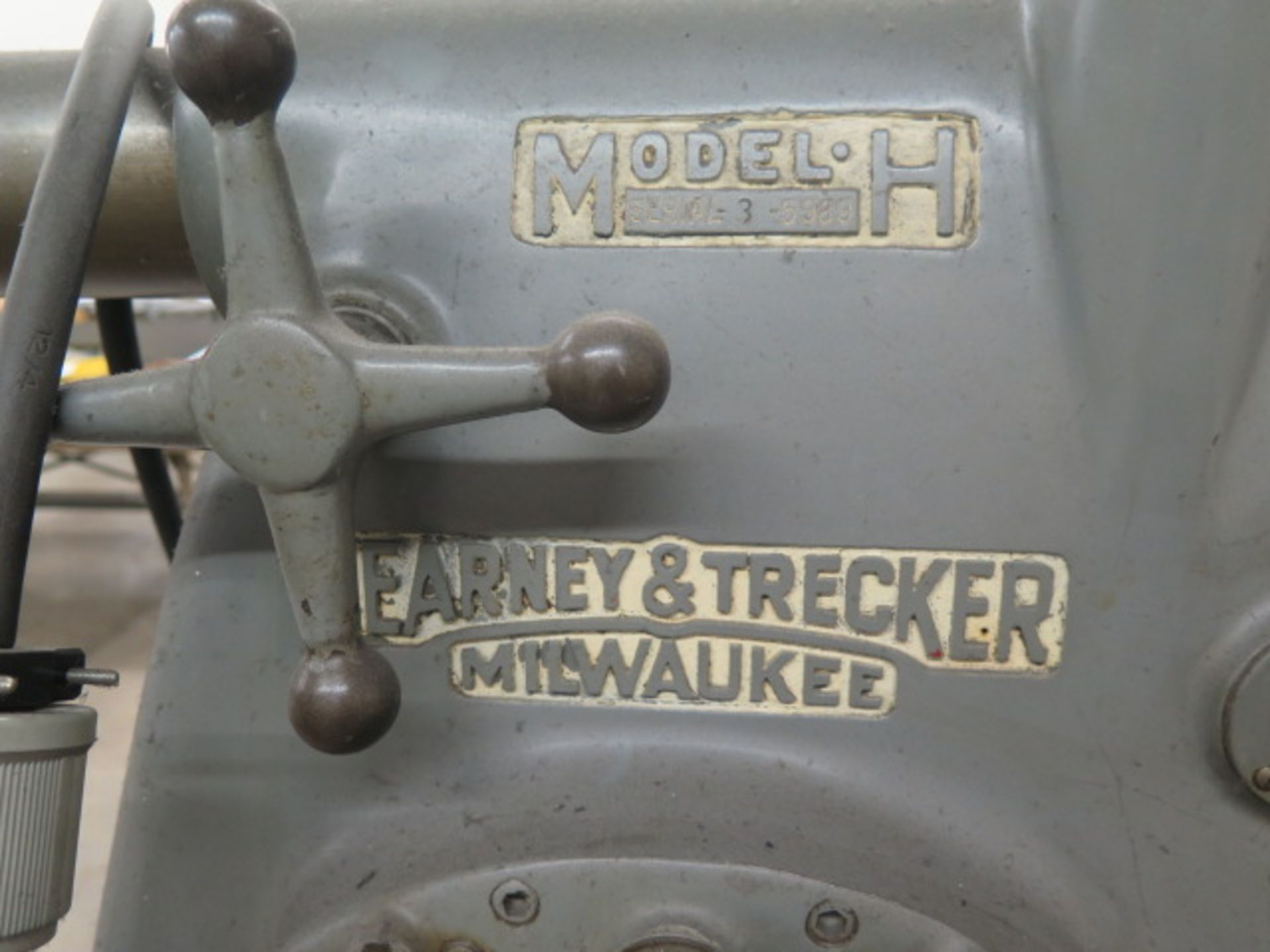 Kearney & Trecker Milwaukee No. 2 Plain mdl. H Horizontal Mill s/n 3/5989 w/ 35-1400 RPM, 50-Taper - Image 5 of 5