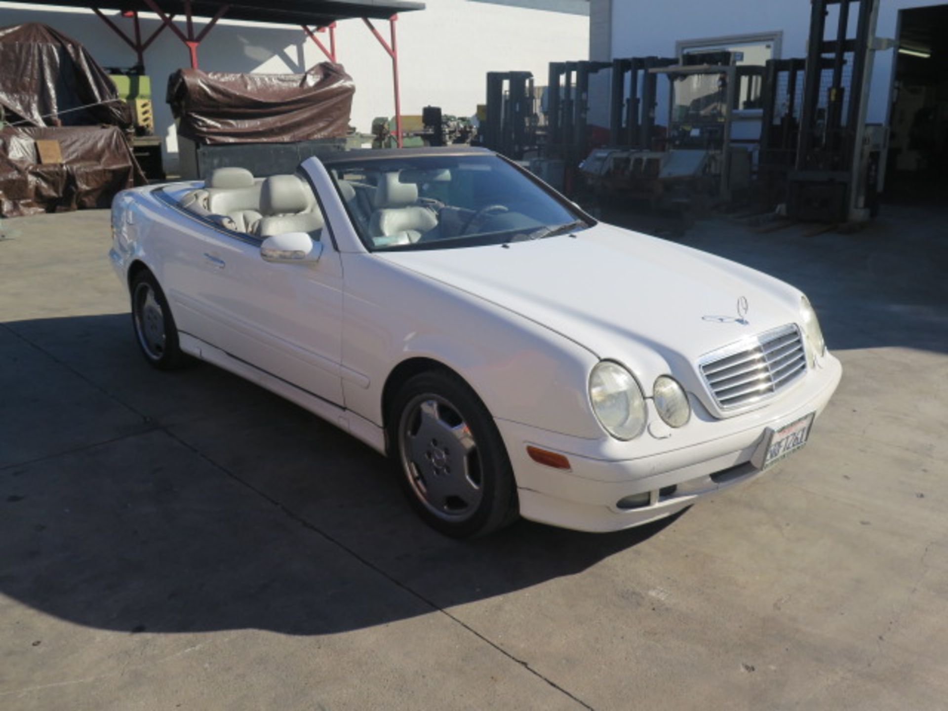 2000 Mercedes CLK320 Convertable Lisc# 5RFT261 w/ 3.2L V6 Gas Engine, Automatic Tran, Power Soft Top - Bild 2 aus 9