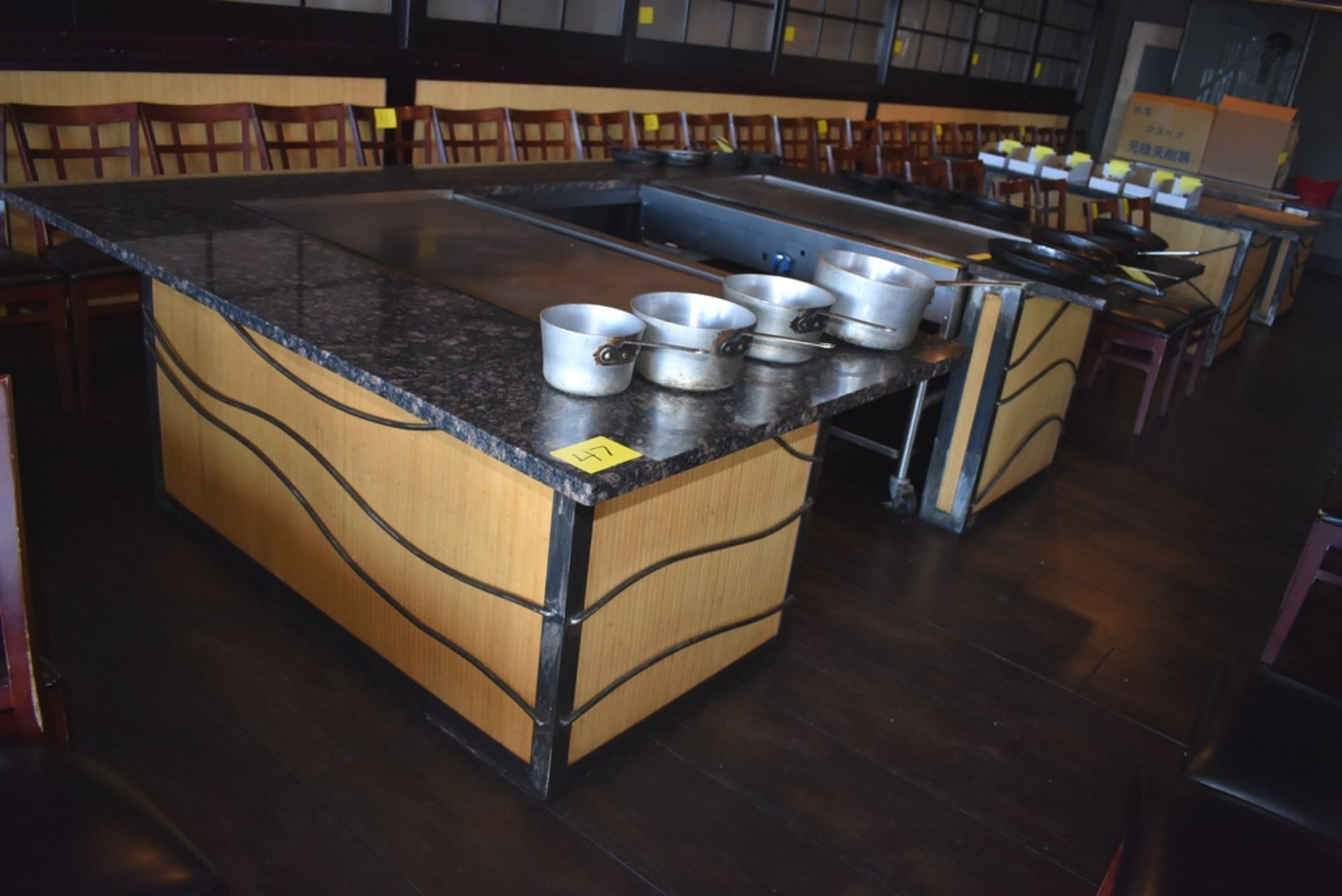 CUSTOM 80.5" X 122' X 33" HIGH U-SHAPE STEEL FRAME GRANITE TOP HIBACHI STATION