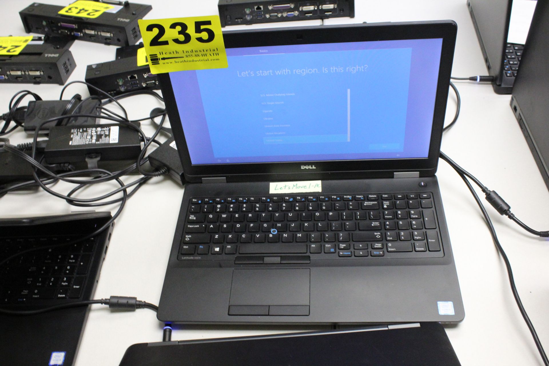 DELL LATITUDE MODEL E5550 16" LAPTOP W/ CHARGER