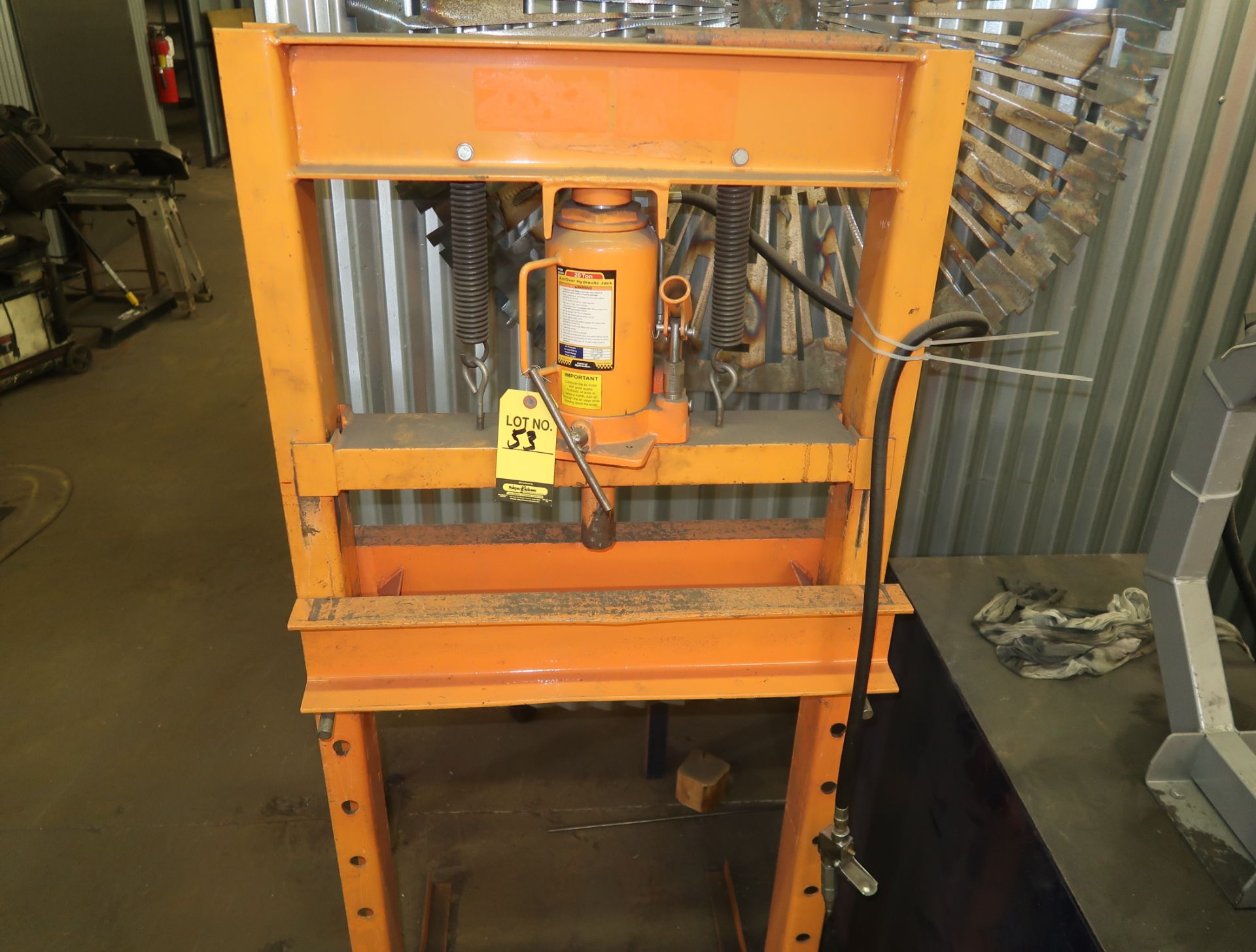 CENTRAL HYDRAULICS 20 TON H-FRAME PRESS