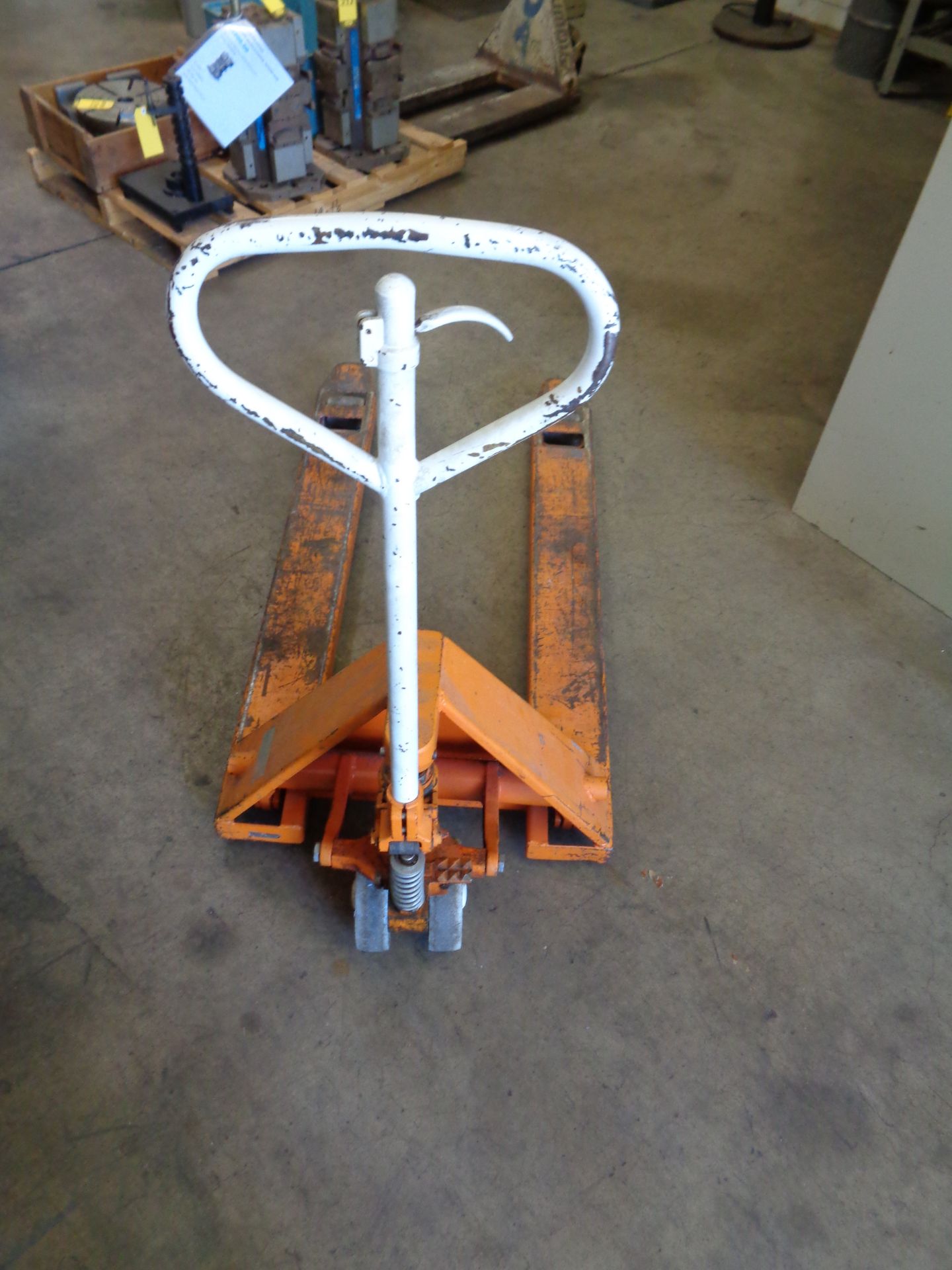 PALLET JACK - Image 3 of 3