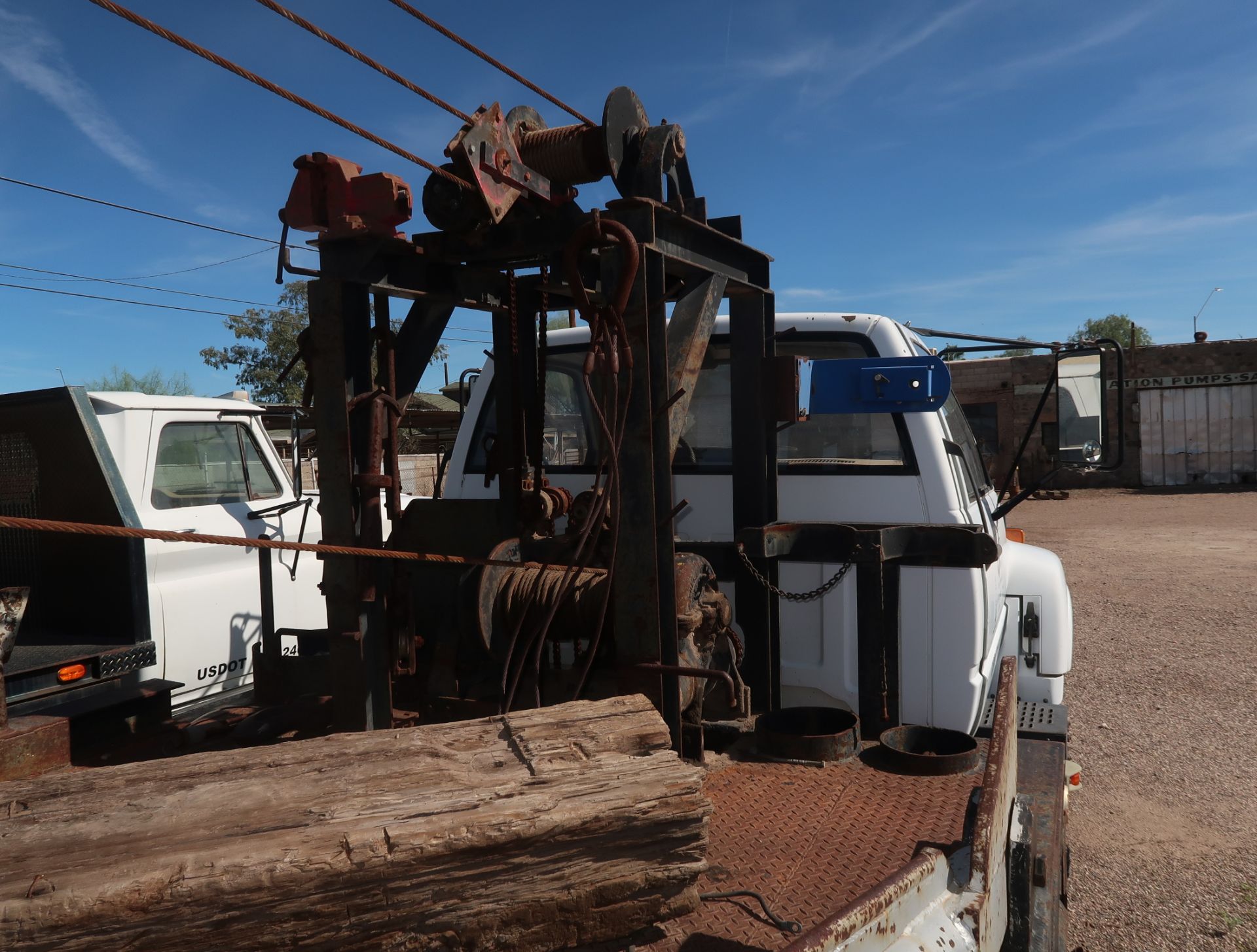 1997 CHEVY C-6500 A FRAME WINCH TRUCK (STANDARD) VIN. 1GBJ7H1P3VJ100920 - Image 3 of 9