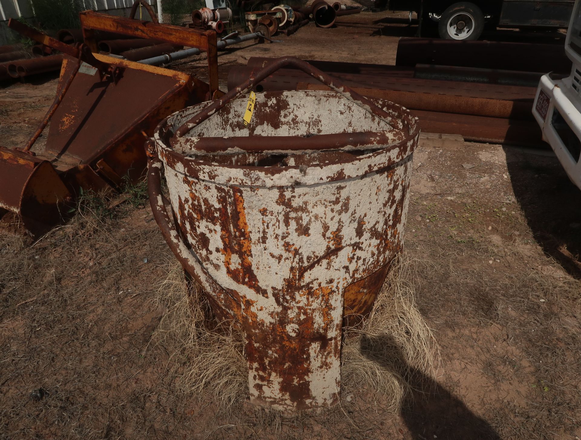 CONCRETE BUCKET