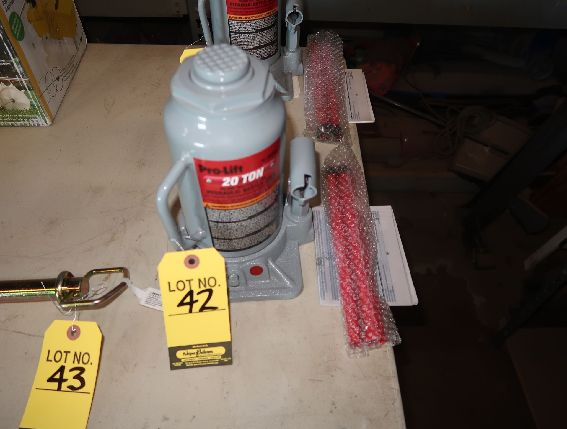 PRO-LIFT 20TON HYDRAULIC BOTTLE JACK (NEW)