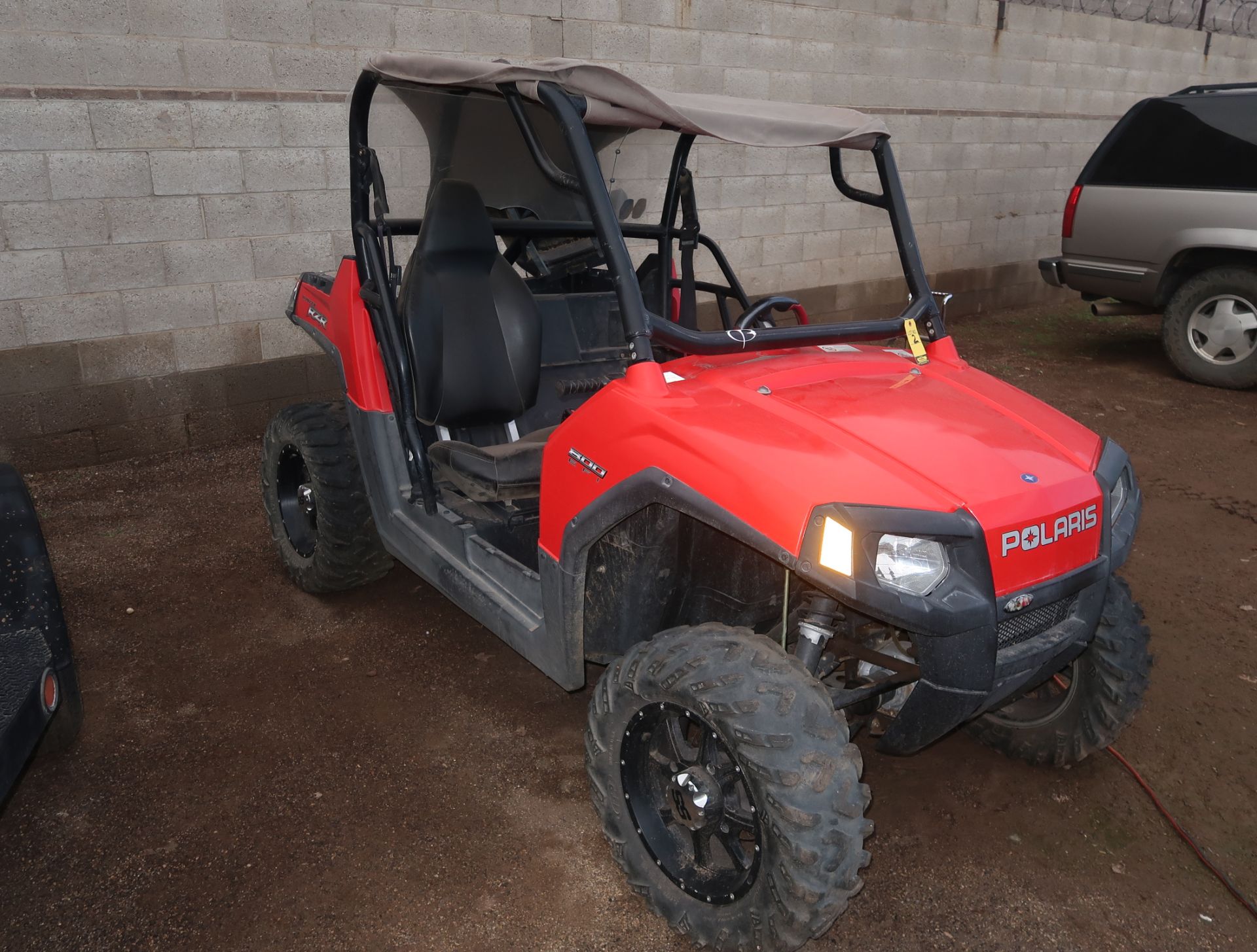 2008 POLARIS 800EFI RANGER RZR VIN. 4XAVH76A68D638689 MI. 4424 HRS. 401 - Image 2 of 10