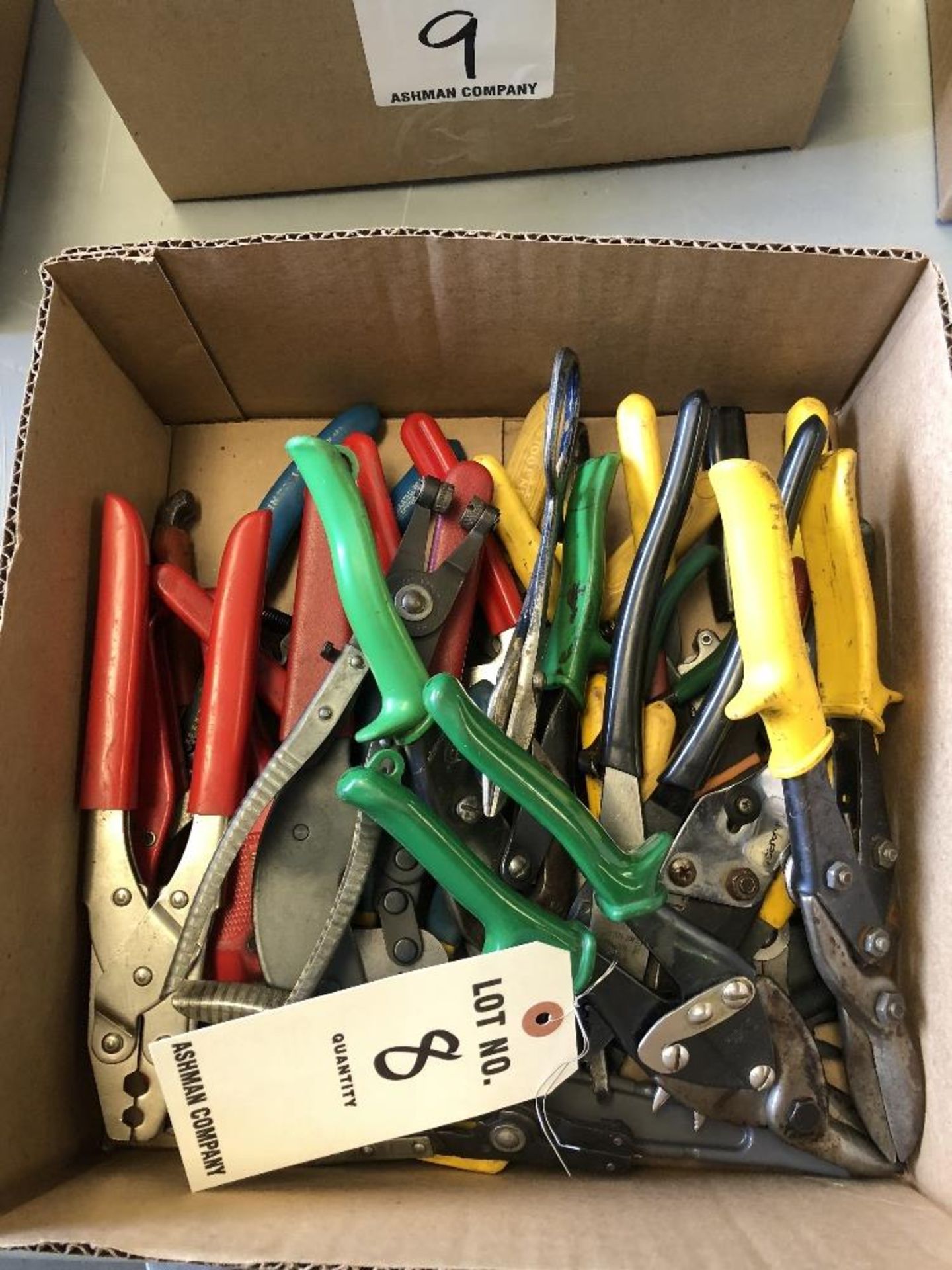 (LOT) MISCELLANEOUS WIRE CUTTERS, SNIPPERS