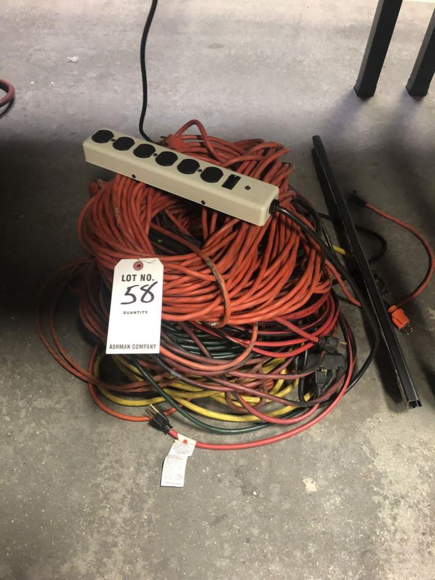 (LOT) EXTENSION CORDS - Image 2 of 2