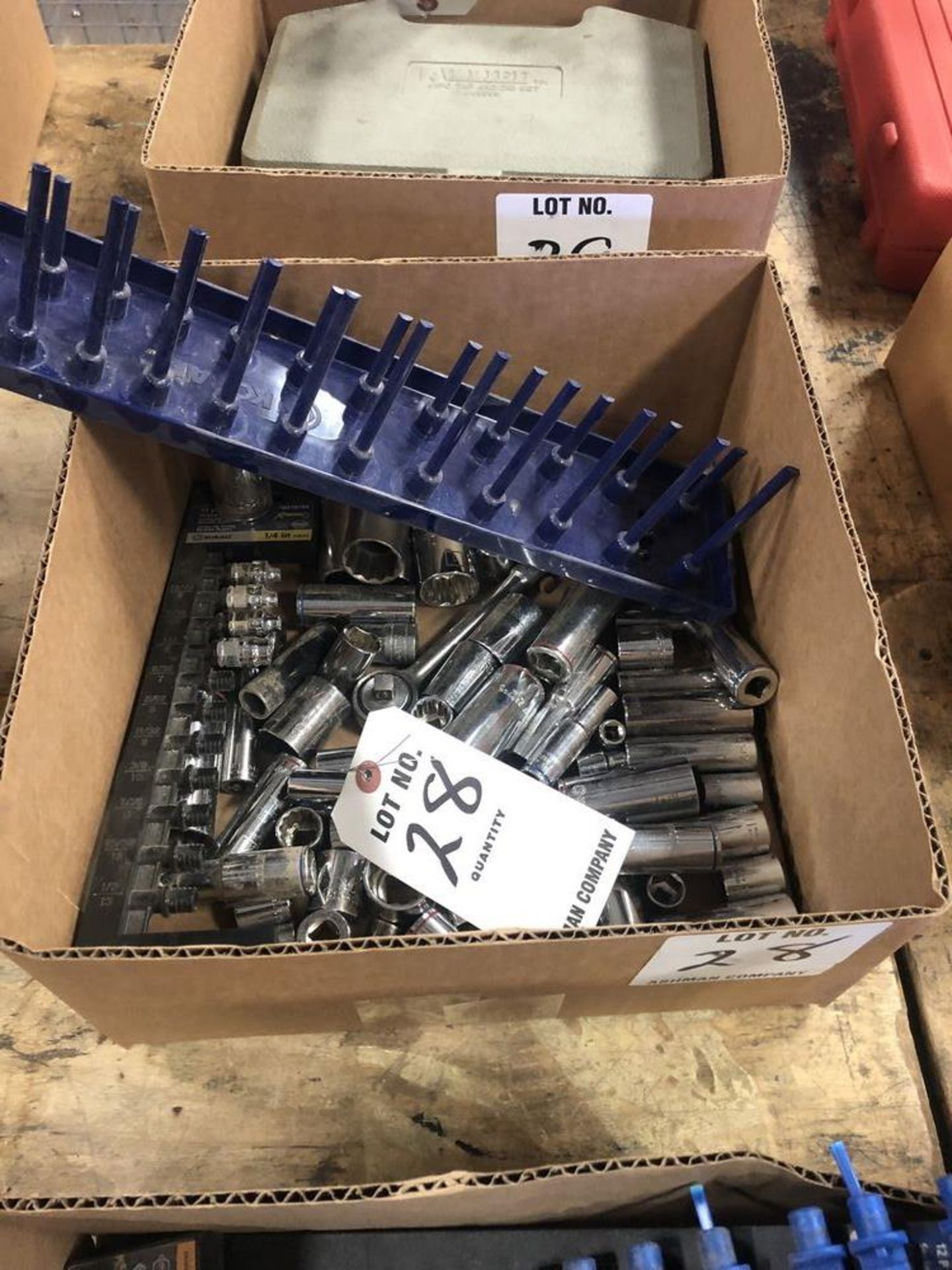 (LOT) MISC. SOCKETS