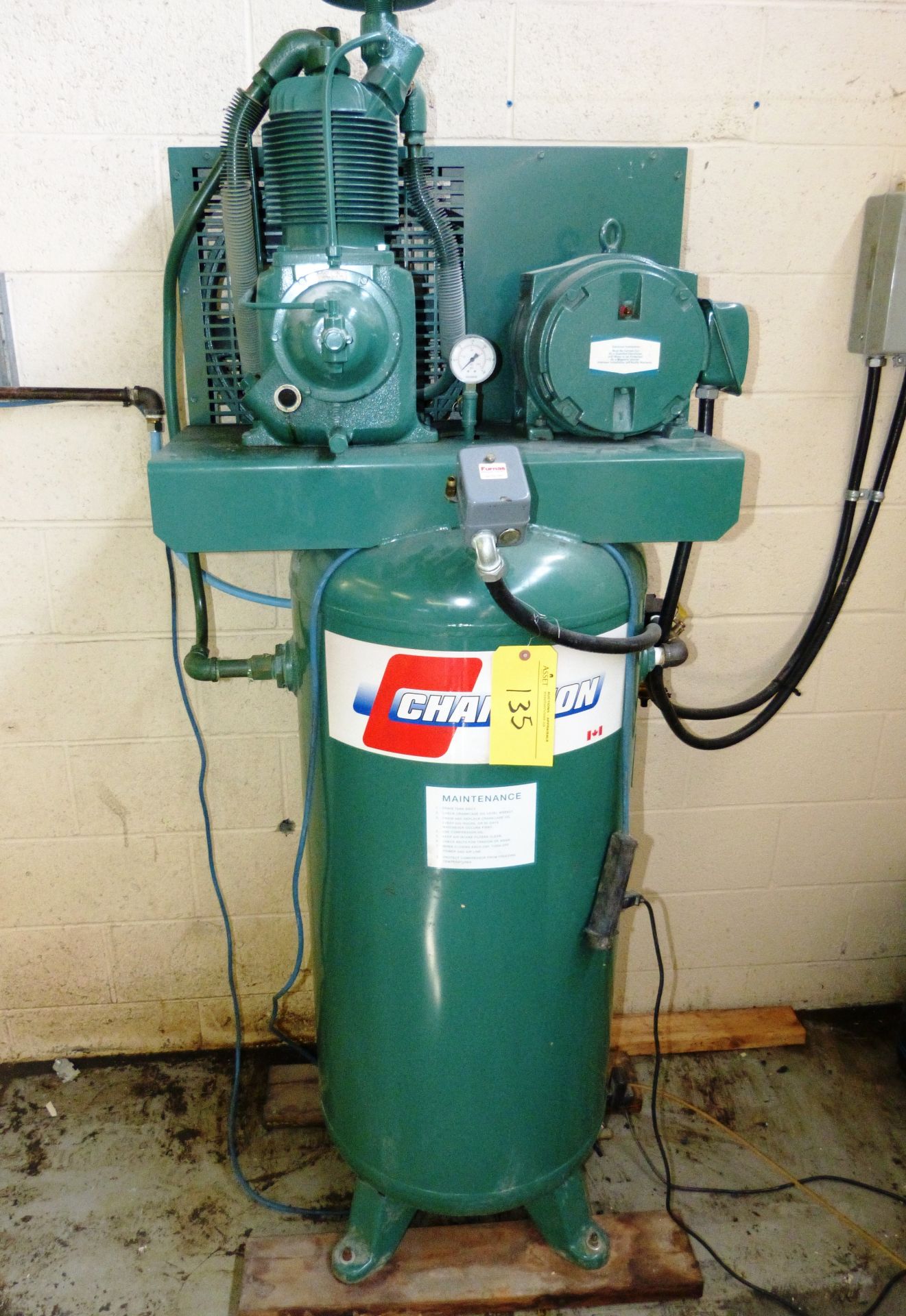 CHAMPION 5 HP AIR COMPRESSOR