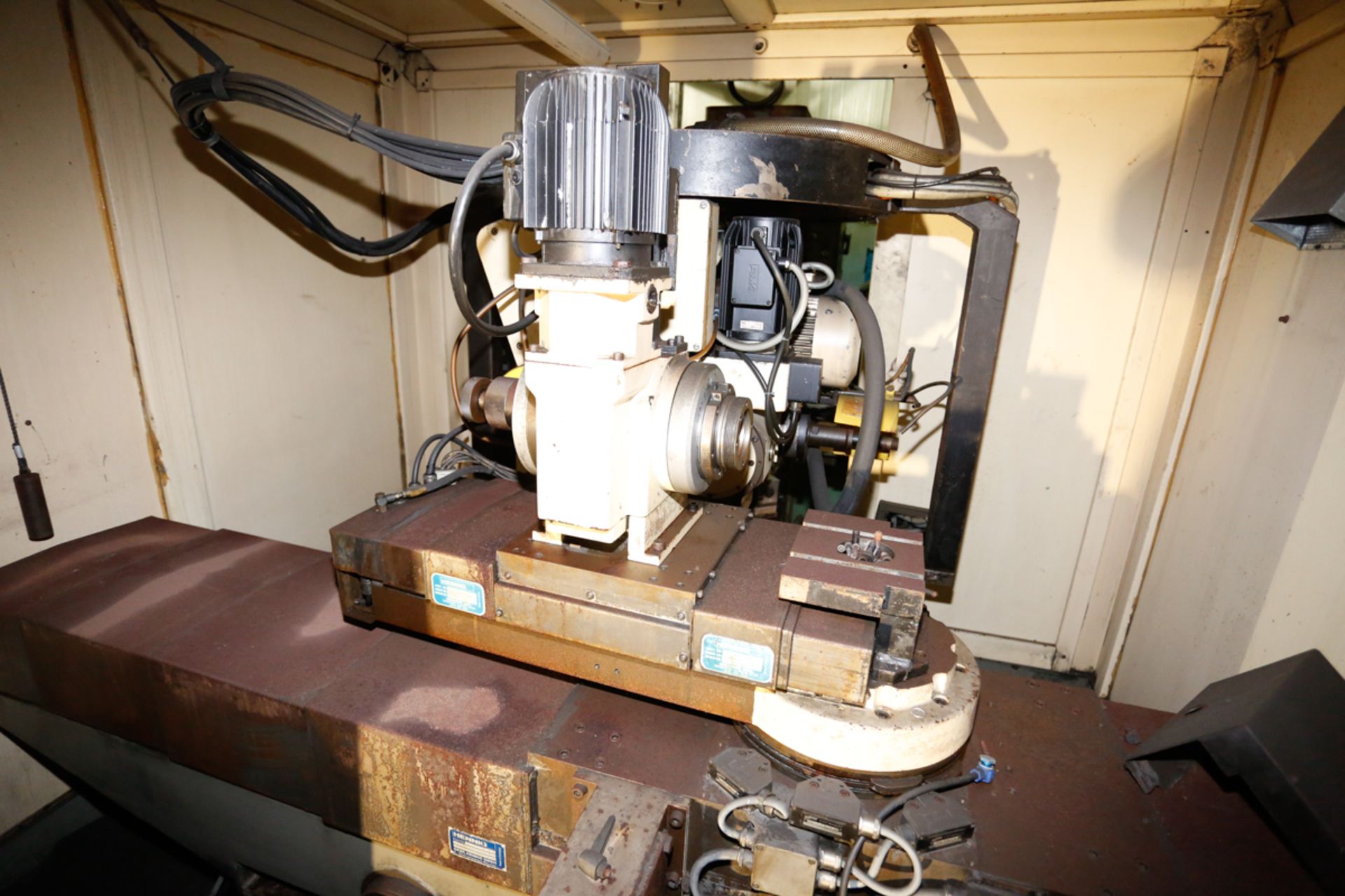 WALTER HELI-CENTER "GC-8" CNC TOOL GRINDER, 20 KVA, S/N: 0215, 1988 - LOCATED IN RICHMOND, QC - Image 2 of 5