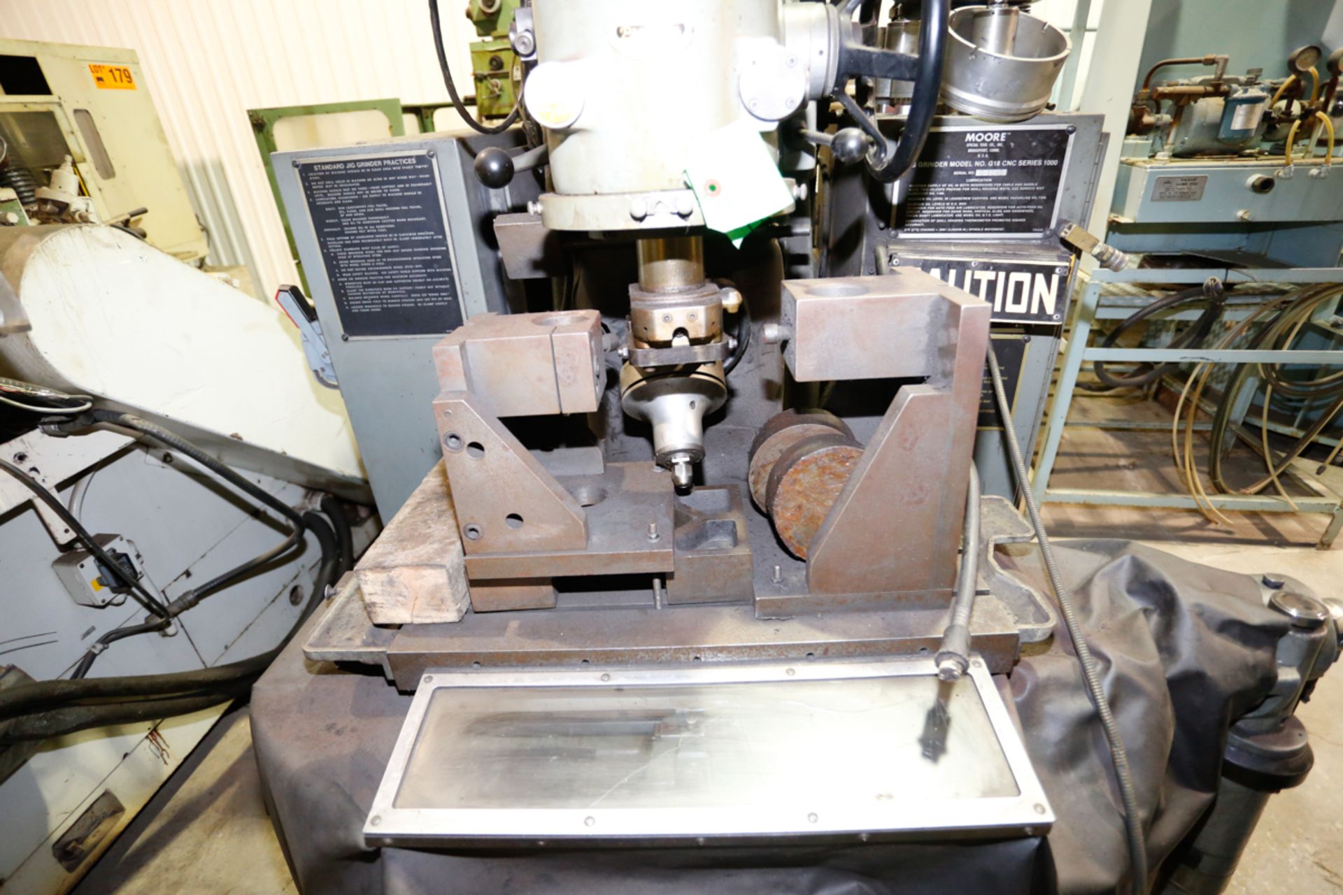 MOORE "G18 CNC SERIES 1000" JIG GRINDER, S/N: G3545 (LOCATED IN RICHMOND, QC) - Image 4 of 7