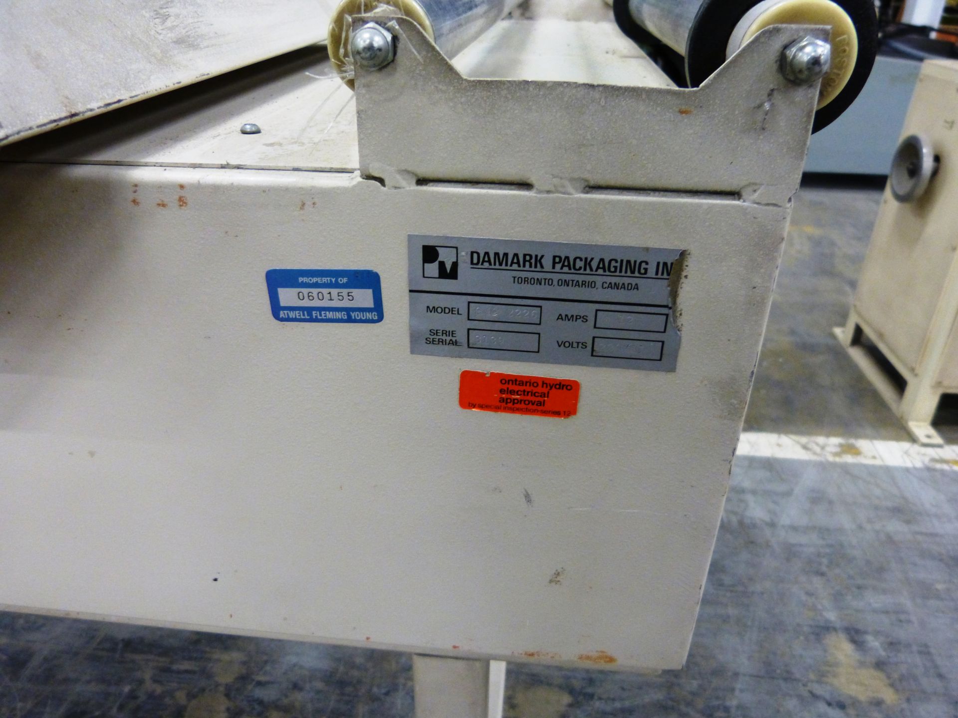 DAMARK “SMC2226” Vacuum Seal and Shrink Wrap Unit - Image 3 of 3