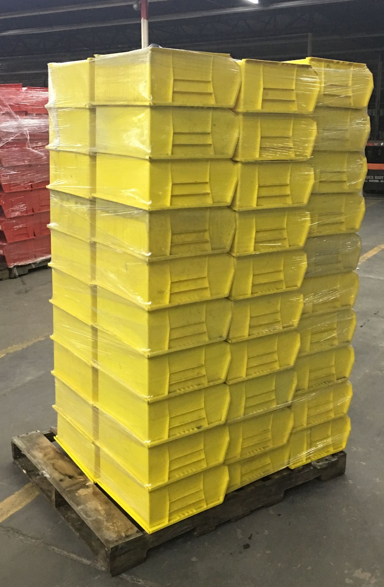 AKRO-MILS 30250 PLASTIC STORAGE STACKING / HANGING AKRO BINS - Image 2 of 2