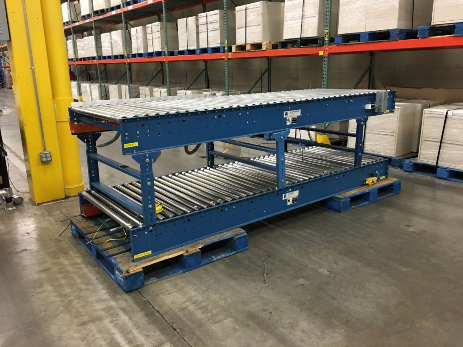 2002 XENOROL XR48 20 FT LONG X 42" WIDE, LINE-SHAFT-DRIVEN LIVE ROLLER CONVEYOR / POWERED CONVEYOR