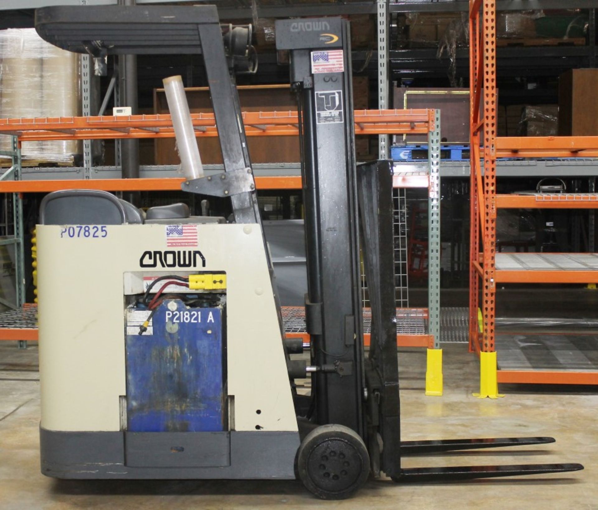 2003 CROWN 3000 LBS. CAPACITY ELECTRIC STAND UP FORKLIFT, (WATCH VIDEO) - Image 2 of 6