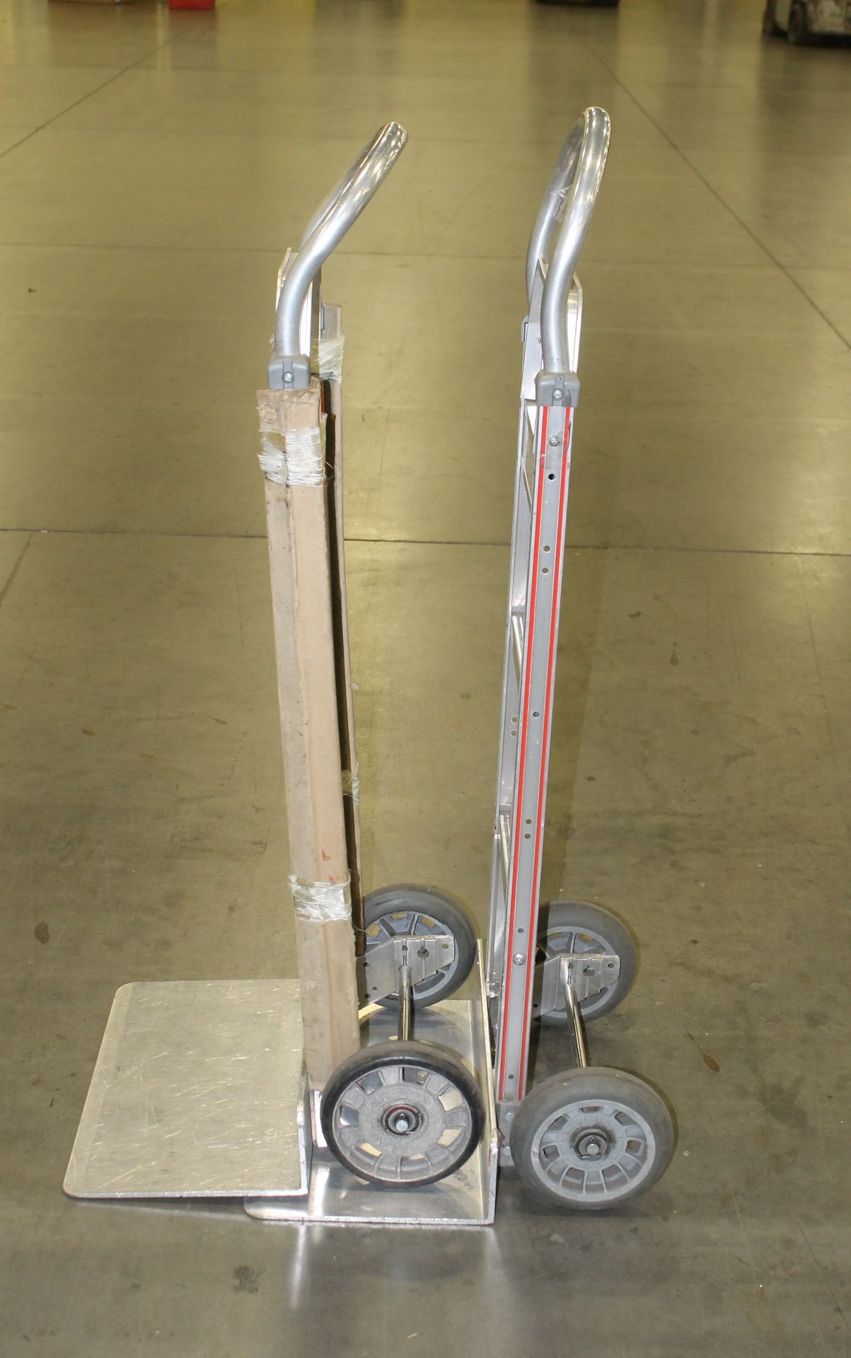 NEW LIBERATOR HAND TRUCK (2 PCS)