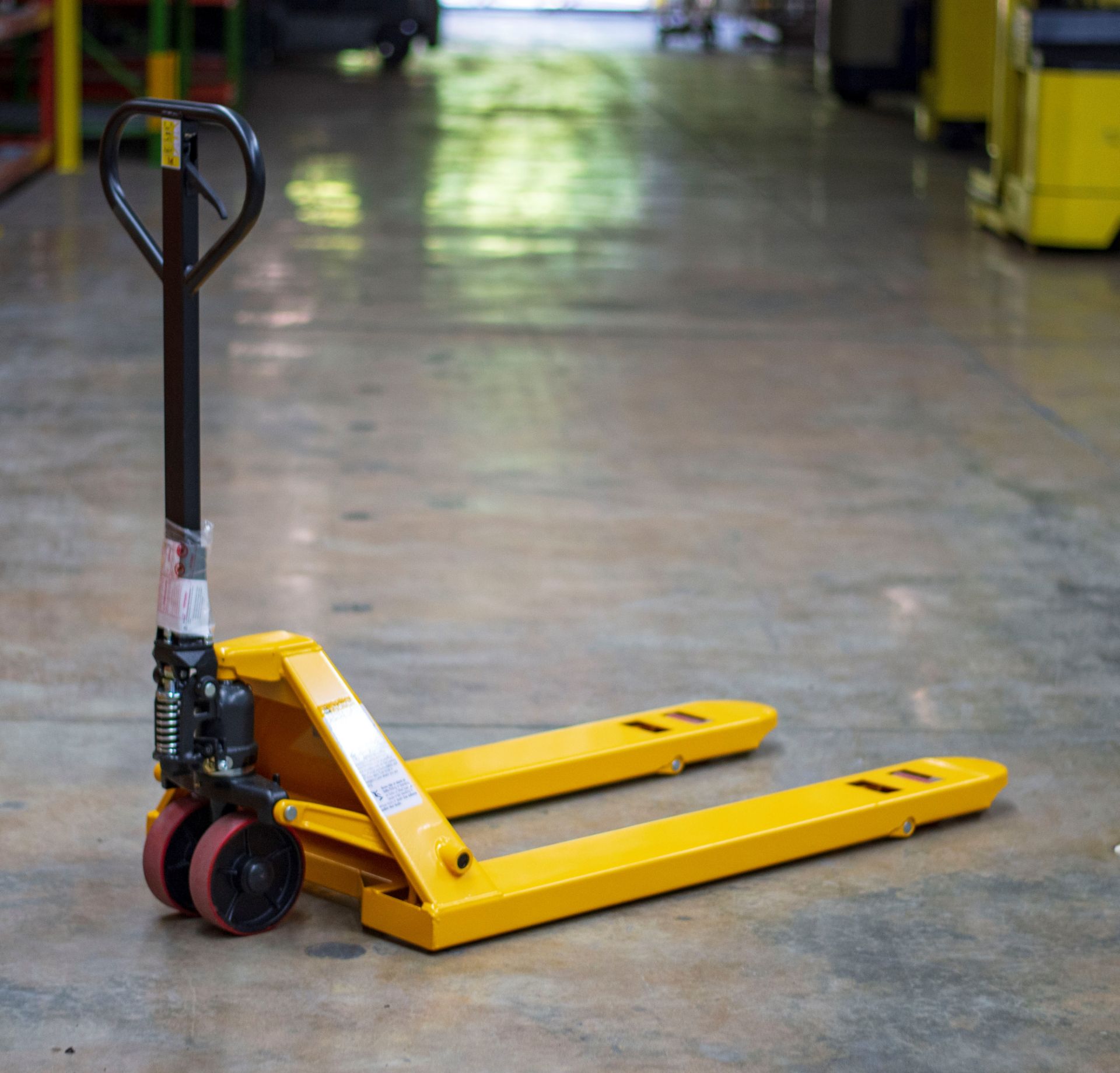 27"W X 48"L BRAND NEW PALLET JACK - Image 4 of 4