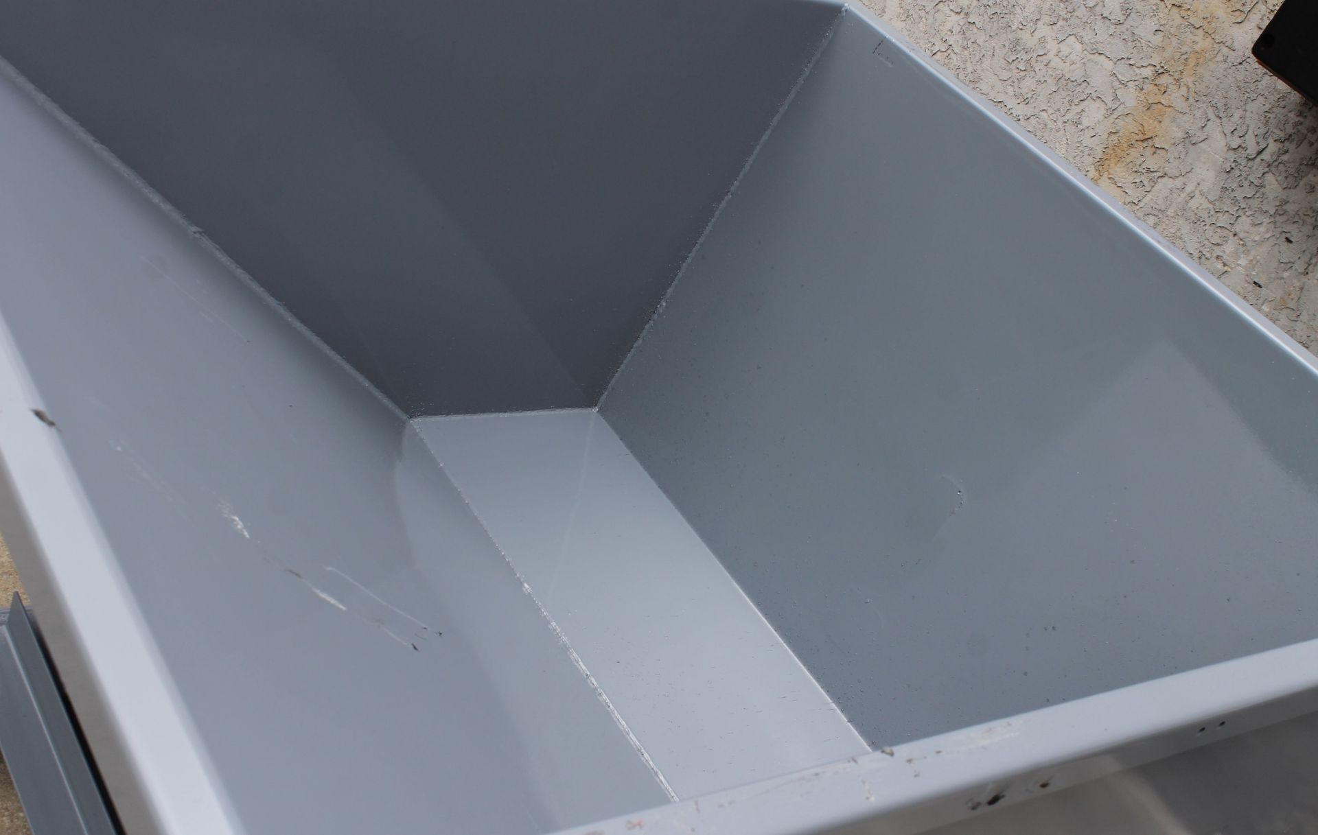 1.5 CU YARD SELF DUMPING HOPPER (NEW) - Image 5 of 5