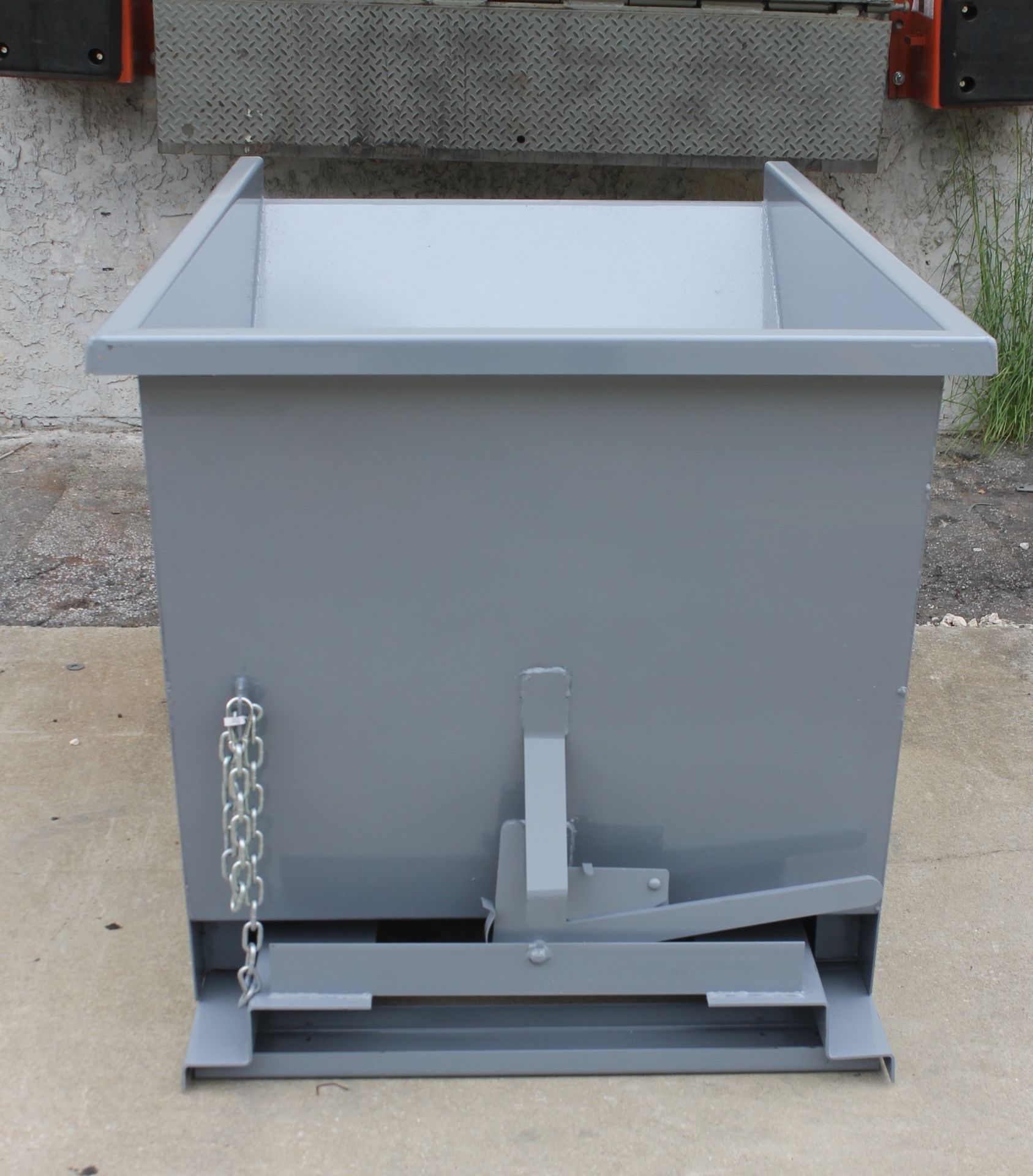 1 CU YARD SELF DUMPING HOPPER (NEW) - Image 2 of 5