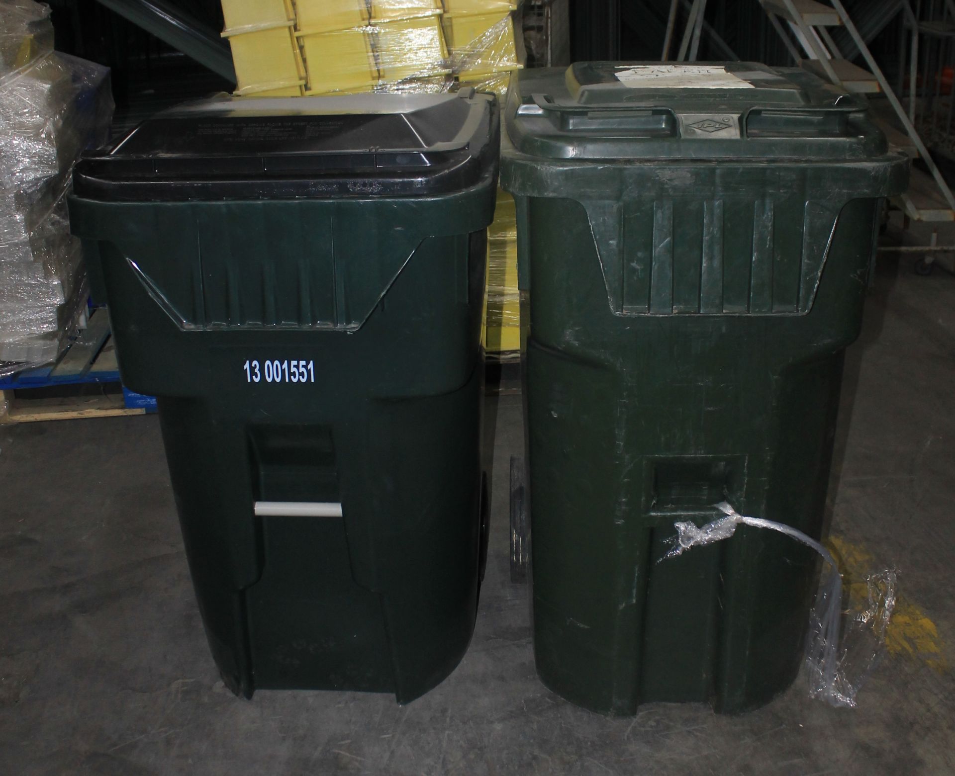 332.5 LBS TRASH CAN - Image 3 of 3