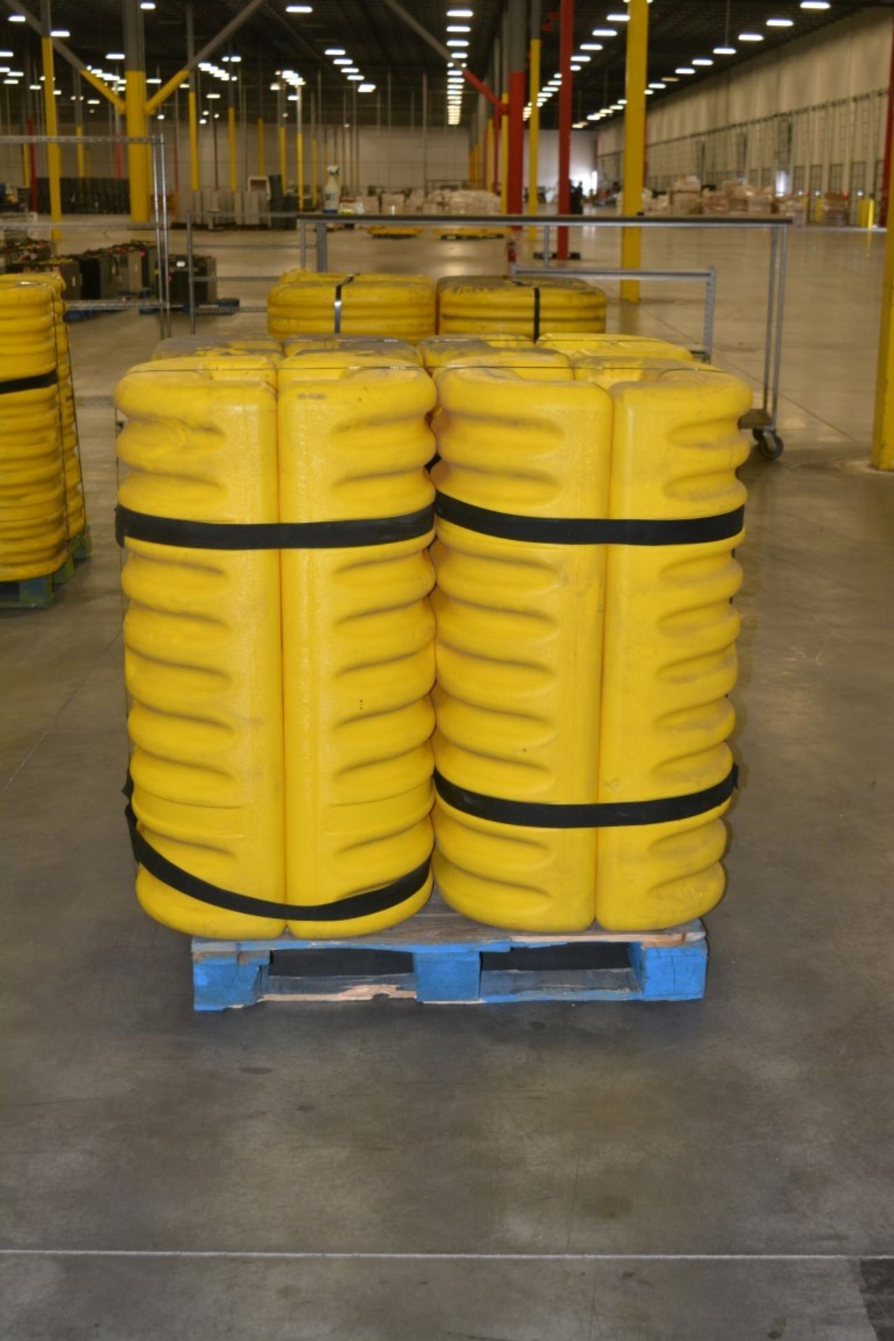 ONE PALLET OF POLYETHYLENE WAREHOUSE COLUMN PROTECTOR