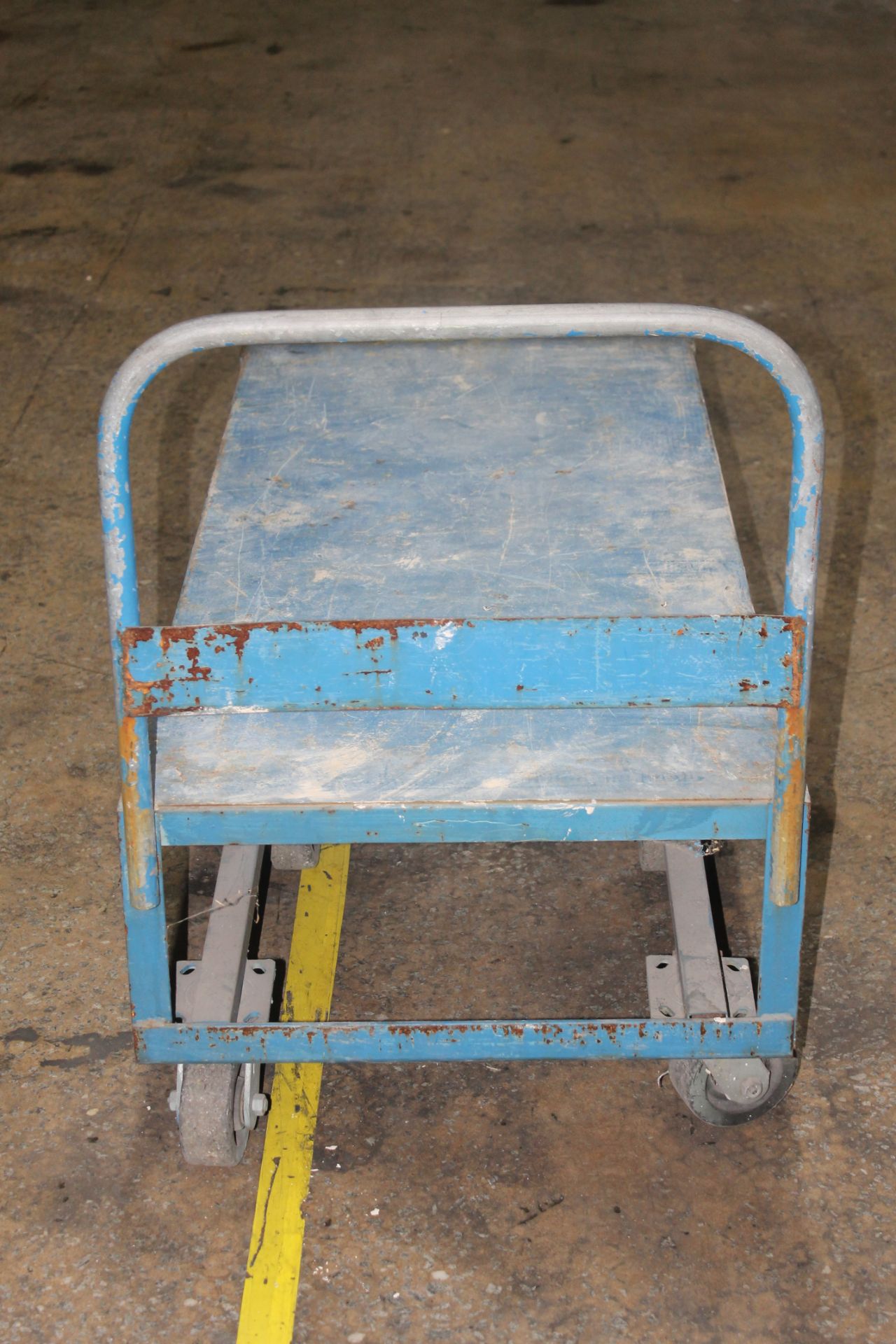 METAL PLATFORM CART - Image 2 of 3