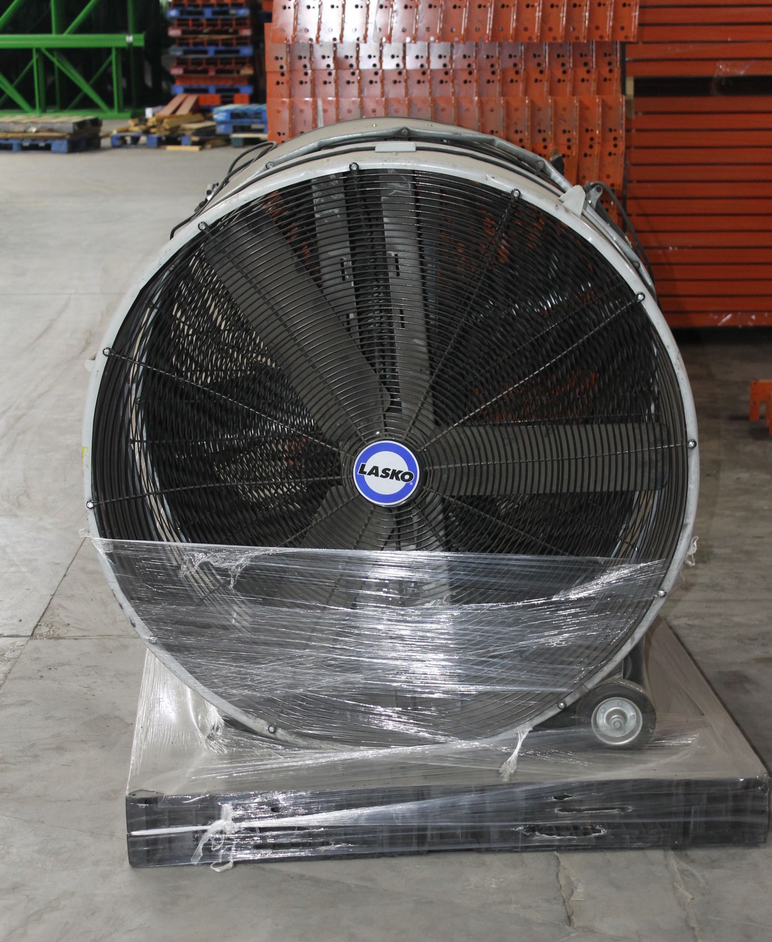 42" USED FAN - Image 3 of 4