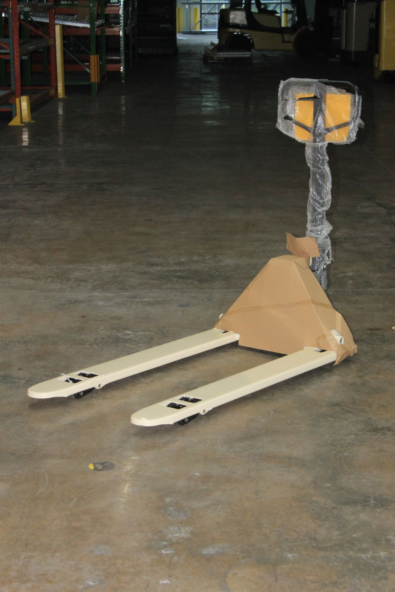 27"W X 48"L BRAND NEW LOW PROFILE PALLET JACK