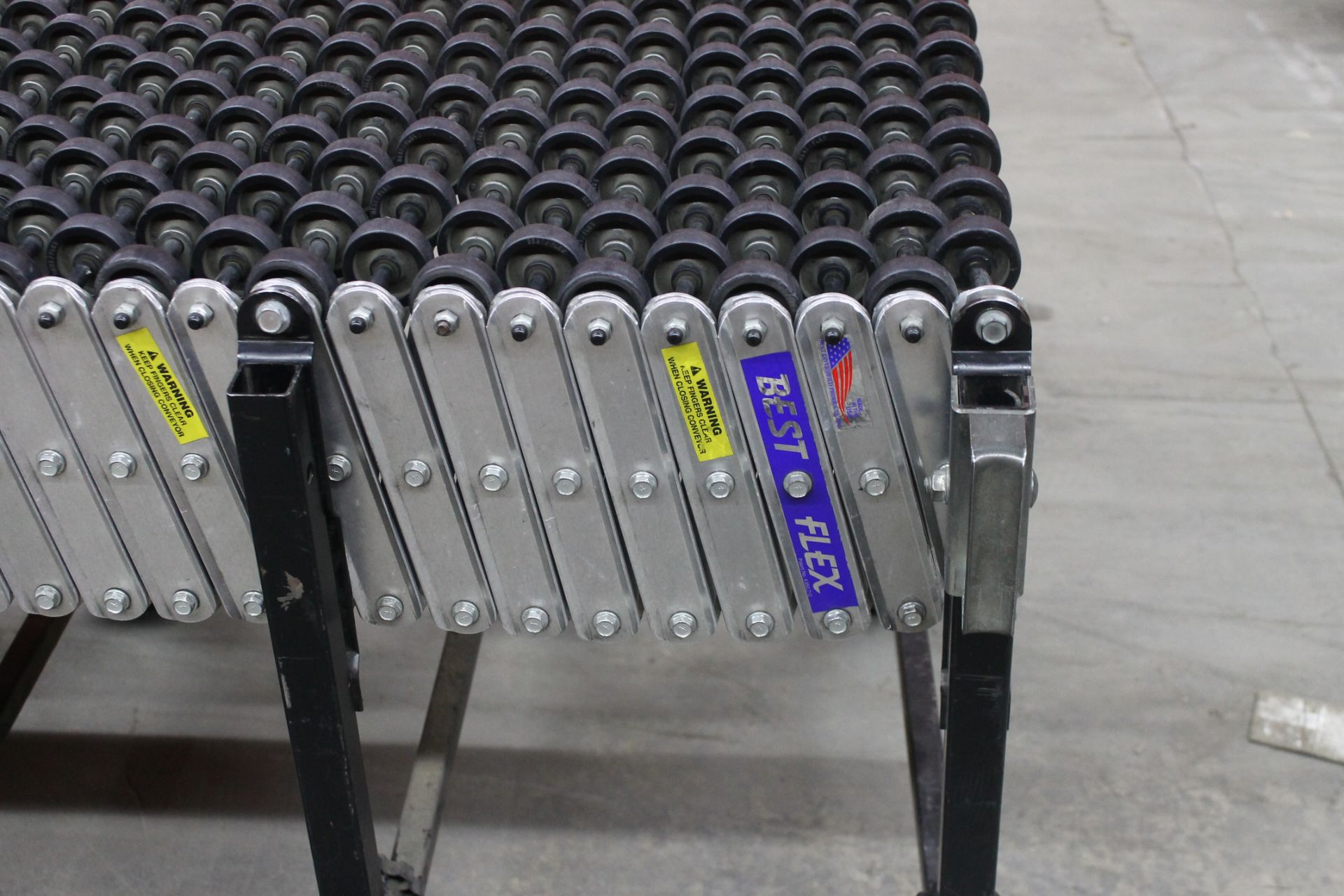 BESTFLEX SKATE WHEEL CONVEYOR 115"L X 30"H X 24"W - Image 4 of 4