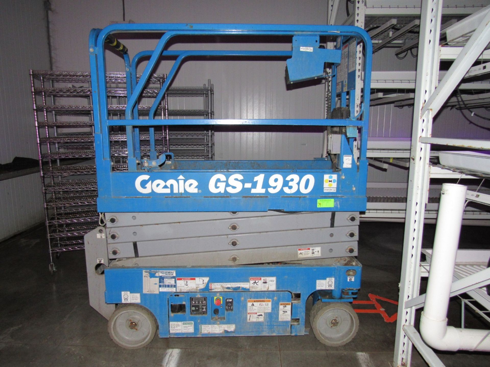 2017 Genie G5 1930 sissor lift 27.8 Hours - Image 3 of 5