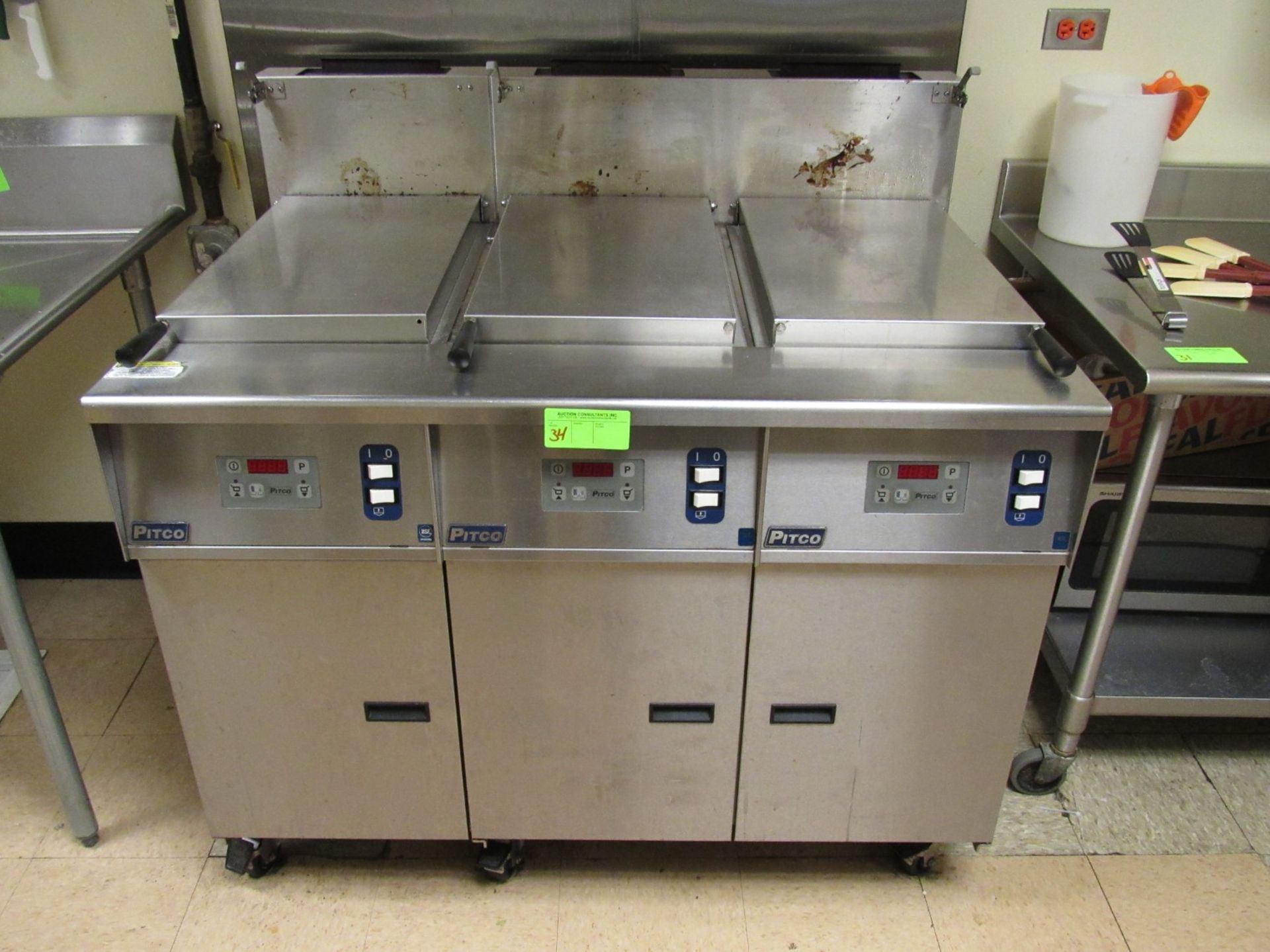 PITCO THERMAL INDUCTION 48.5" X 35" WARMER MD. SRTG