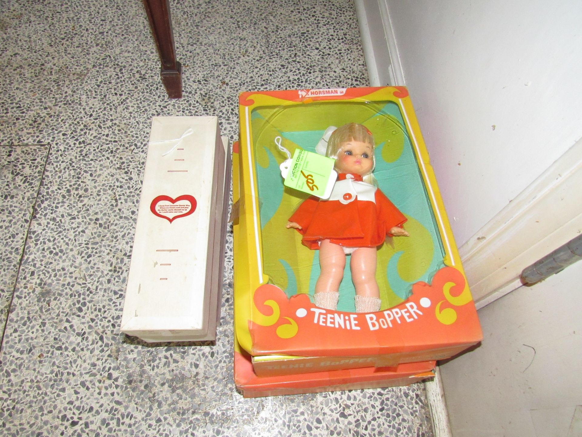 Four dolls in box: Teenybopper and Lancaster County Way