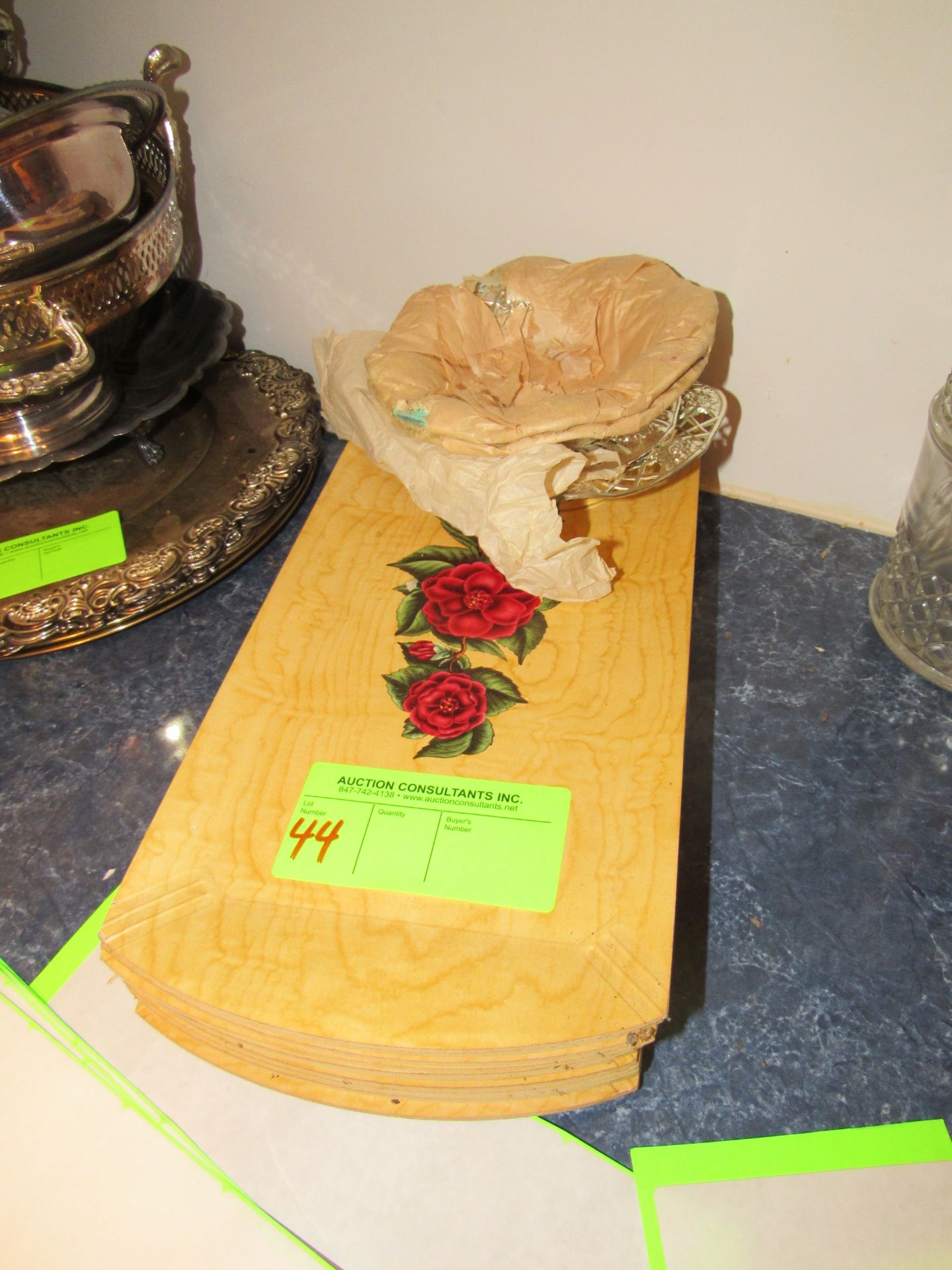 Wooden rose trays and bowls