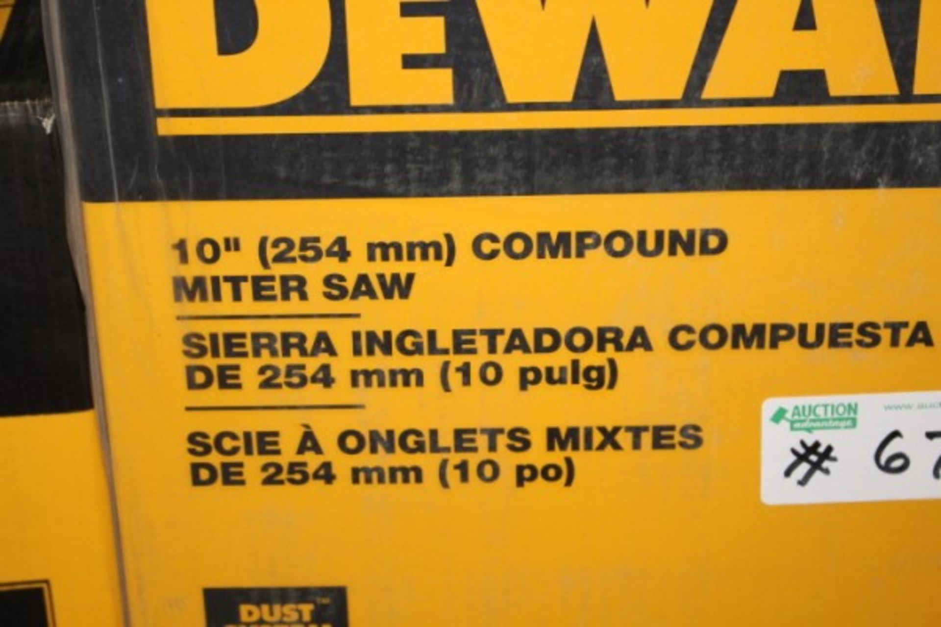 New Dewalt 10" Compound Miter Saw and Compack Mitre Saw Stand - Image 3 of 6