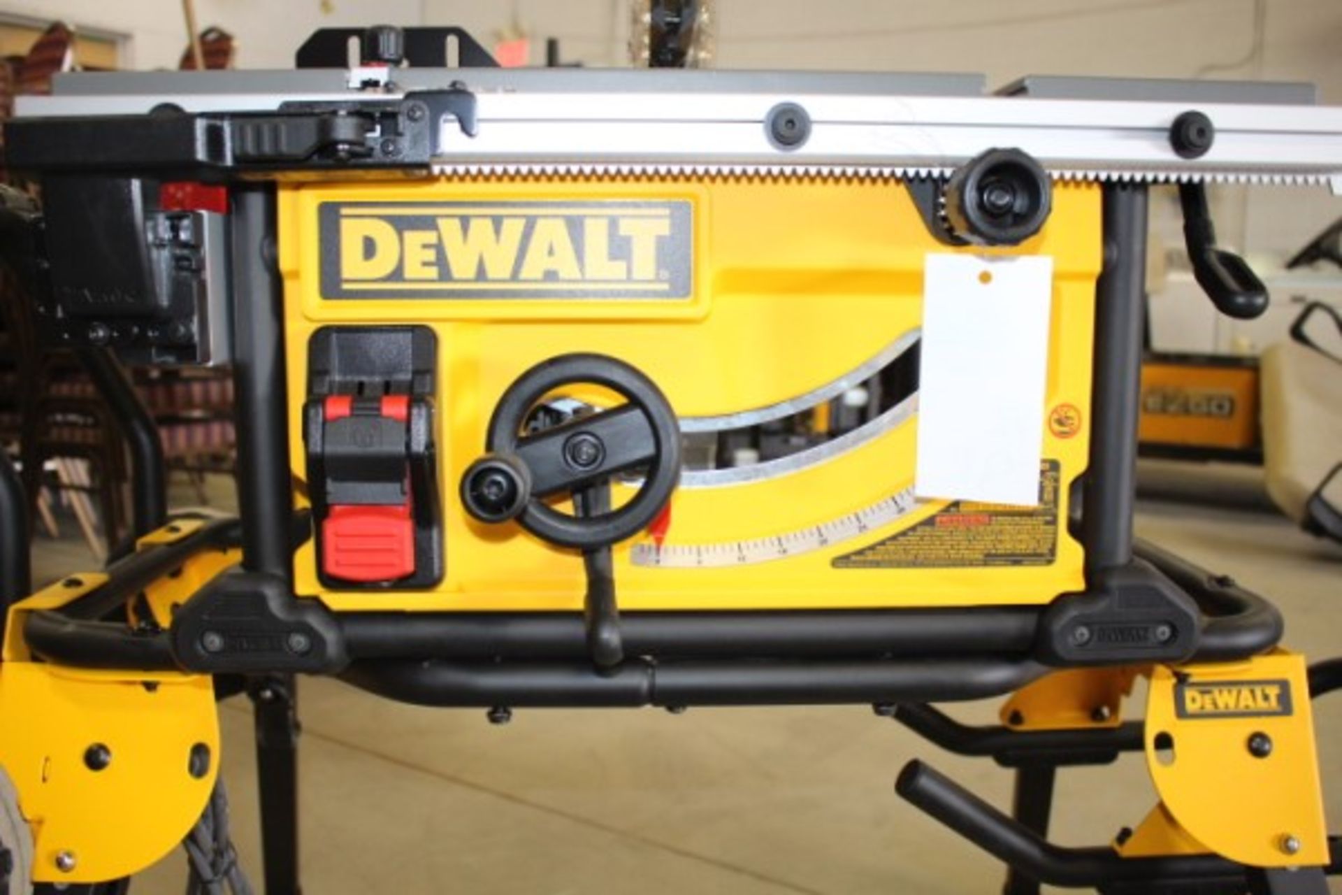 New Dewalt Heavy Duty 10" Job Site Table Saw with Stand - Image 4 of 5