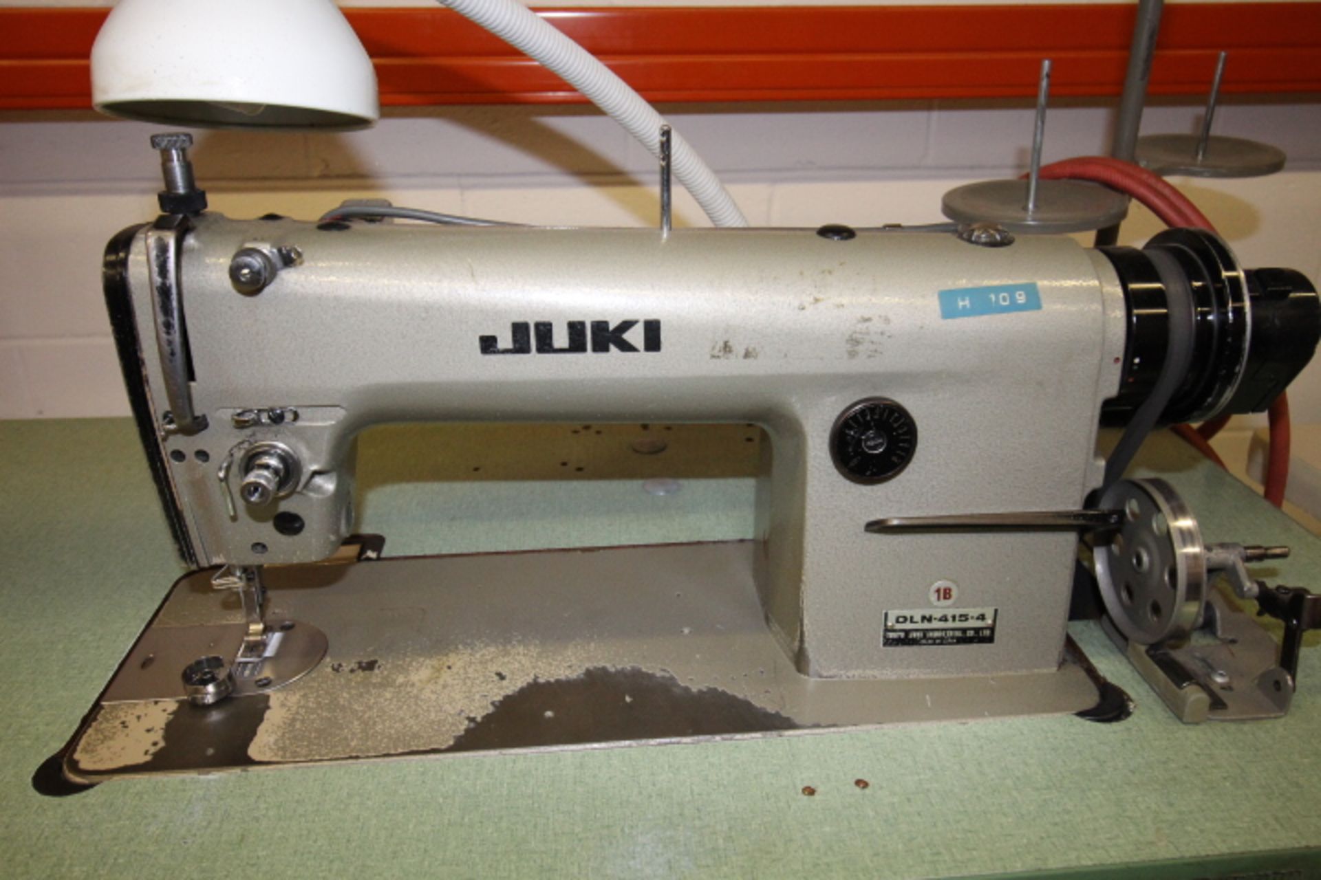 Juki Straight Stitch Sewing Machine 3phase Pneumatic, M#DLN 415-4