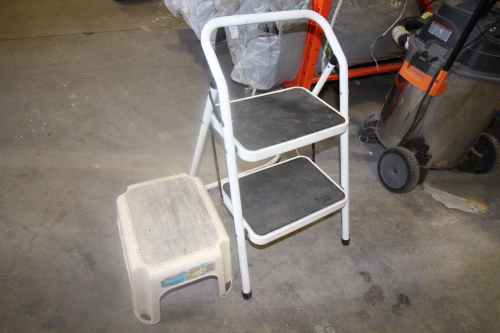 Lot of 2 Step Stools (1) 2 step and (1) 1 step